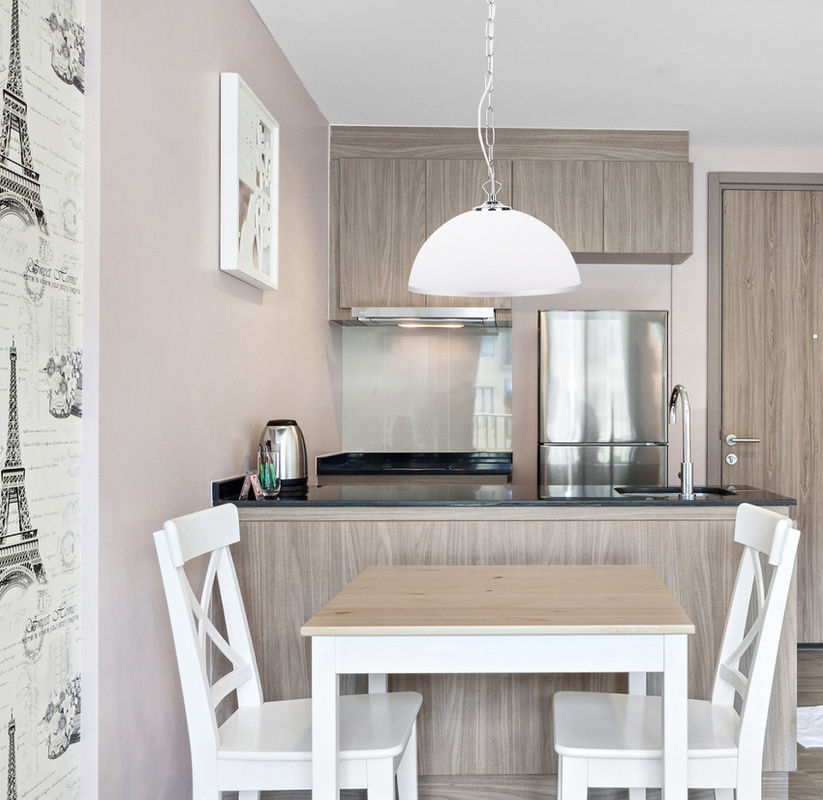 Srebrna lampa wisząca regulowana do salonu SUGAR szkło metal