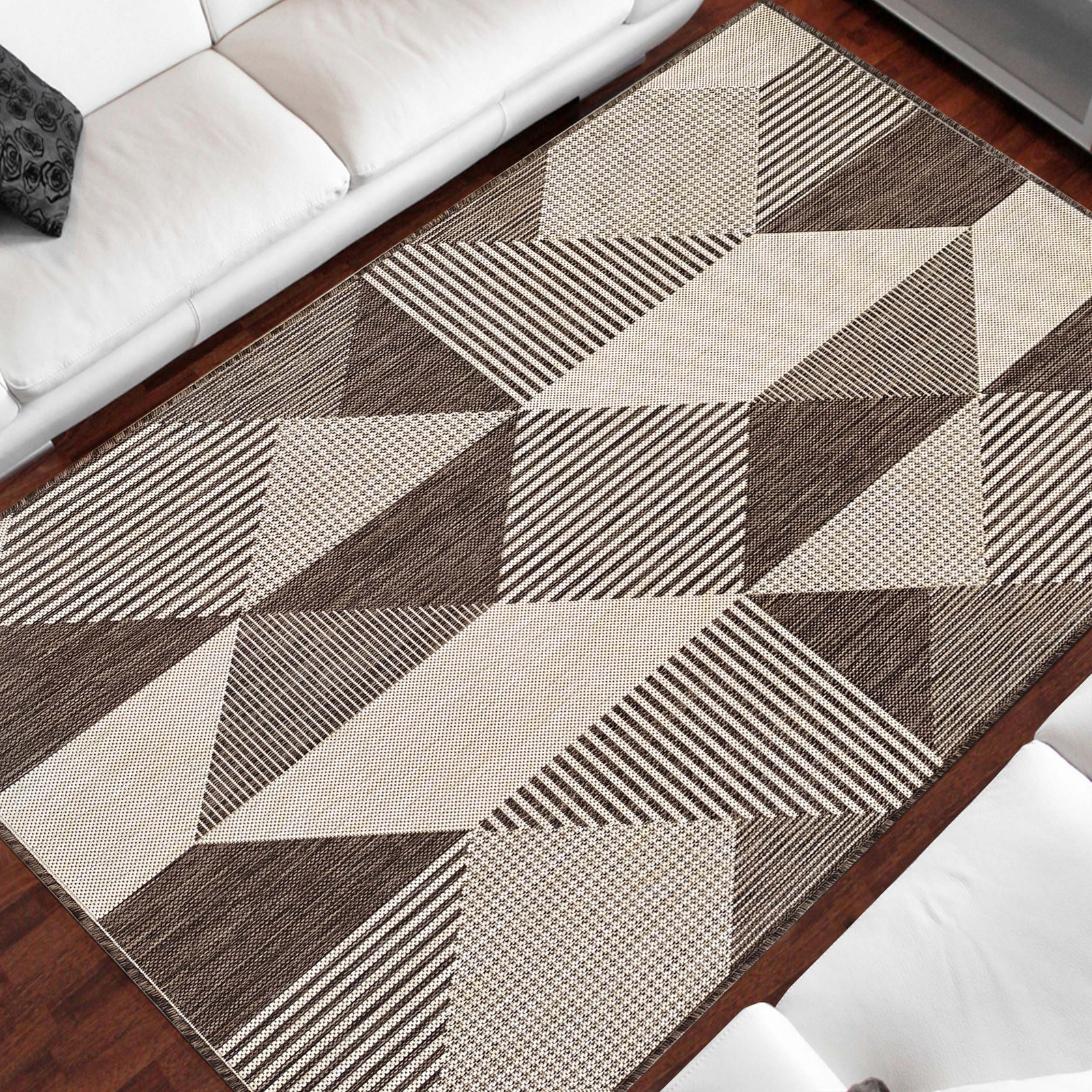 Nowoczesny dywan sznurkowy OUTDOOR dwustronny MODERN 16 brązowy