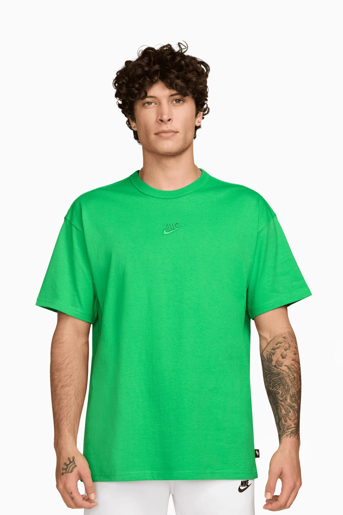 Koszulka Nike Sportswear Premium Essentials - Zielony