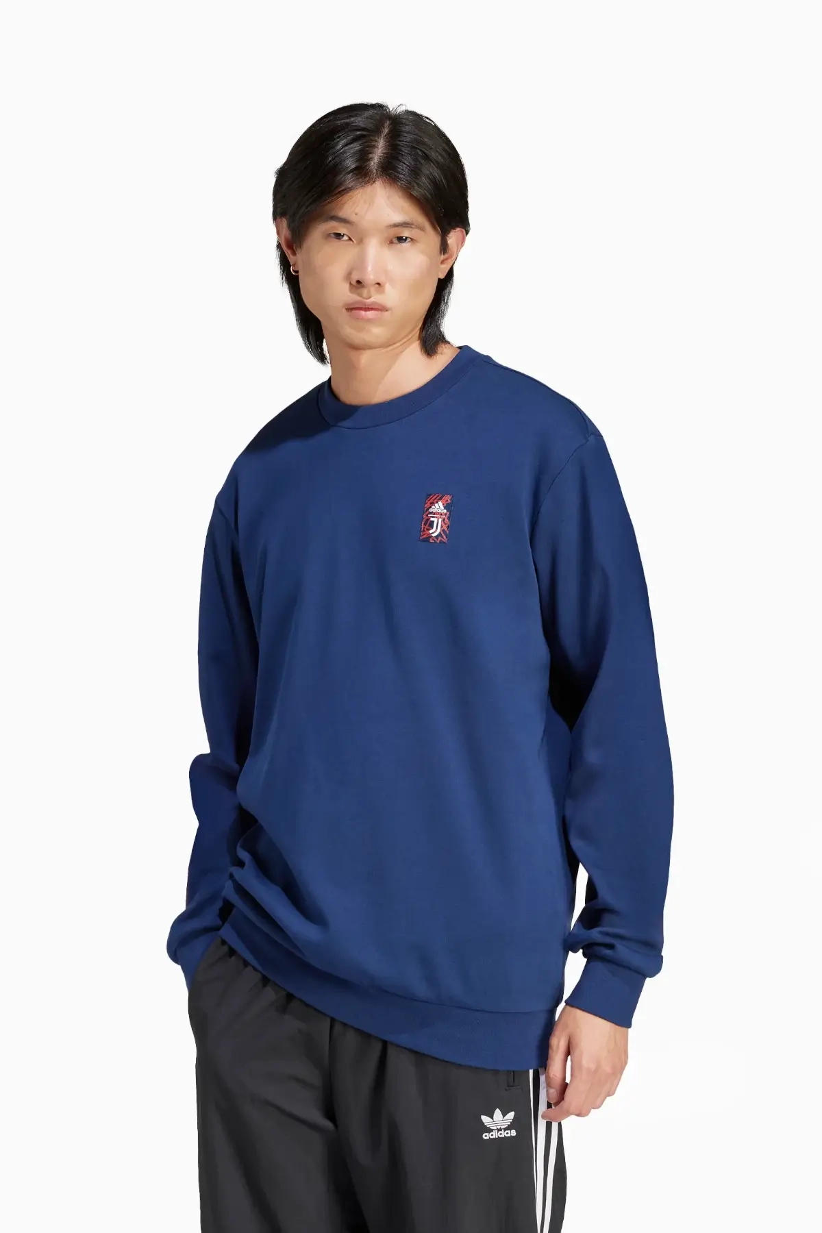 Bluza adidas Juventus FC 23/24 Cultural Story Crew - Granatowy