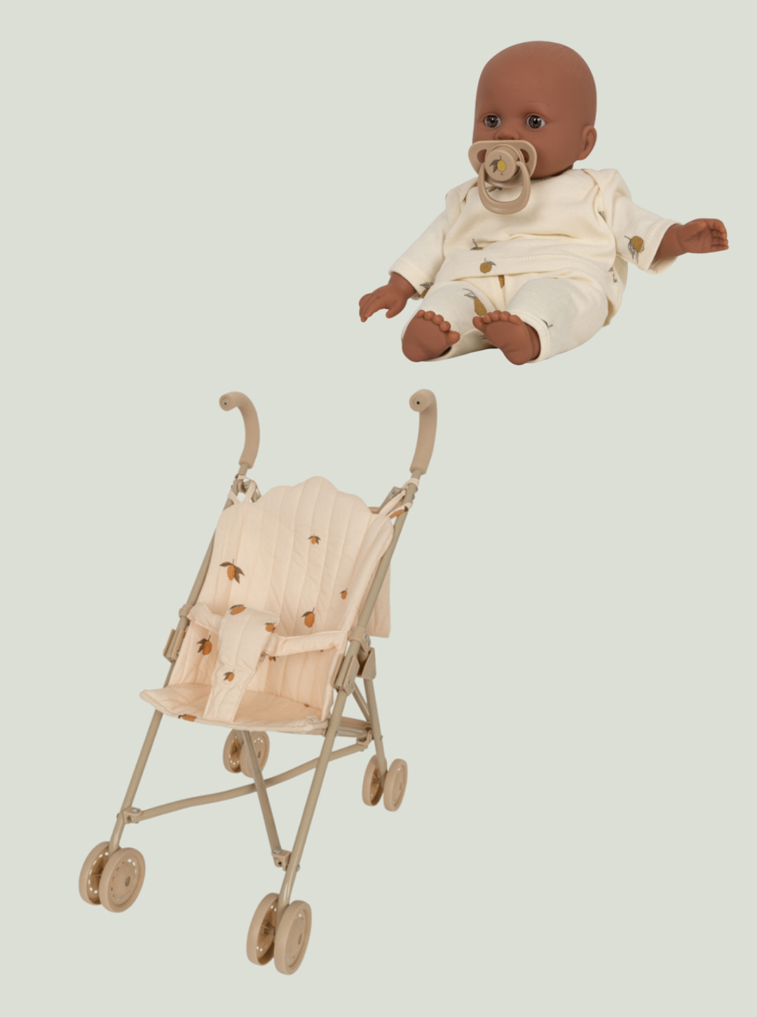 ZESTAW Wózek dla lalek LEMON i Lalka BILLIE THE DOLL Konges Sløjd