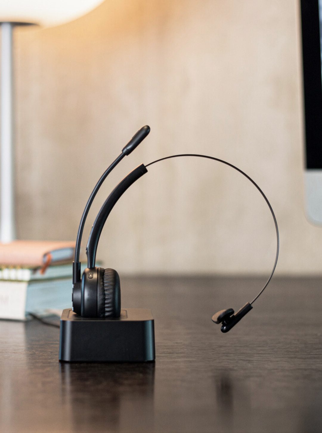 Zestaw słuchawkowy kompatybilny z Bluetooth z mikro LIVOO