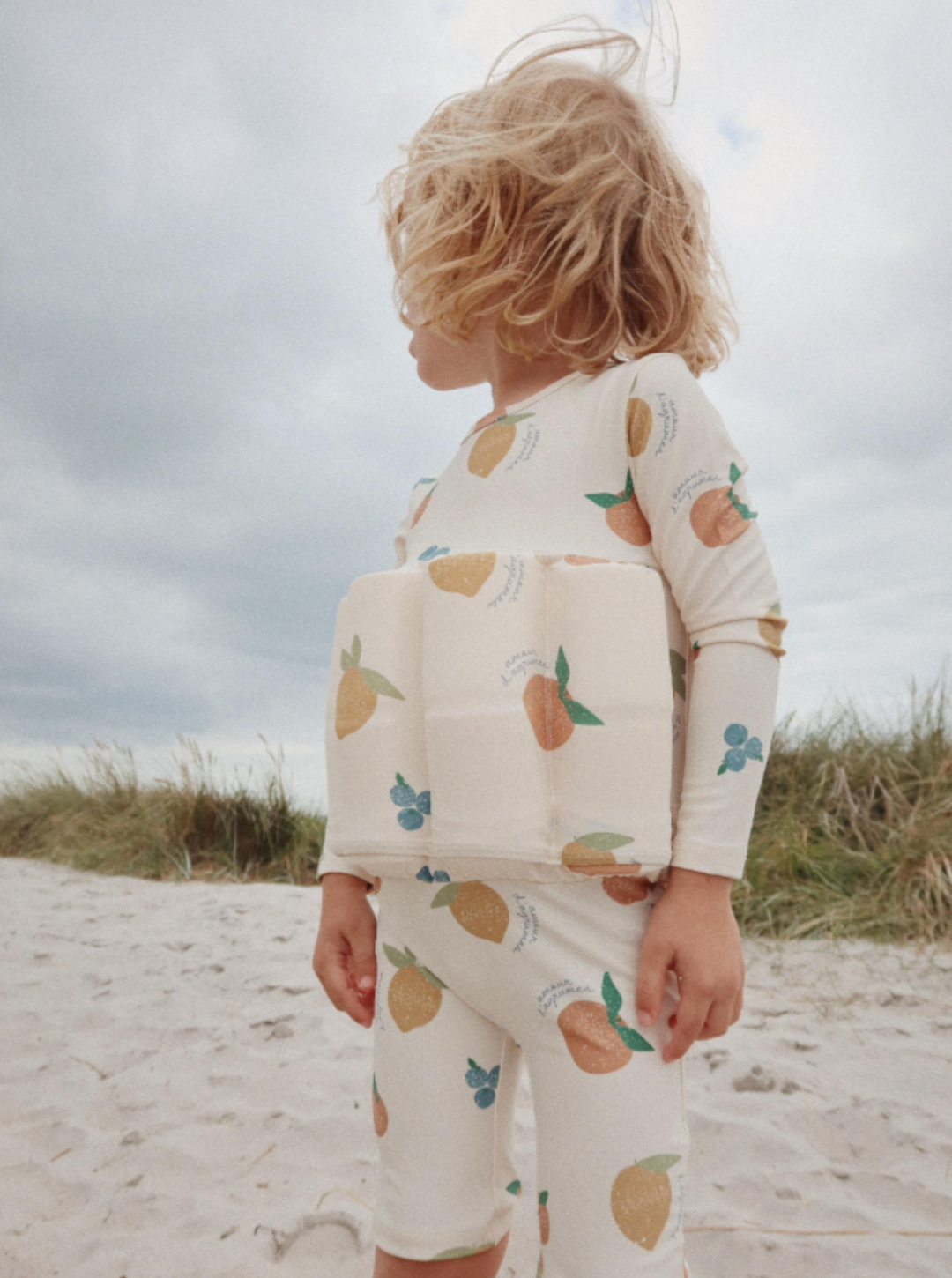 Kombinezon wypornośiowy uv typu float FRUITY Konges Sløjd