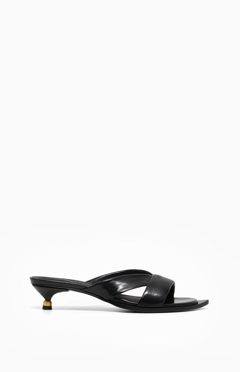 Klapki na obcasie MAYA WET BLACK 41 - Vanda Novak