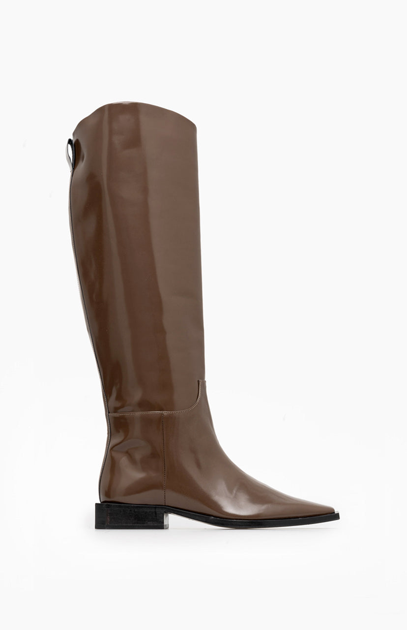 Skórzane kozaki damskie GISELLE NUGAT BROWN 40 - Vanda Novak