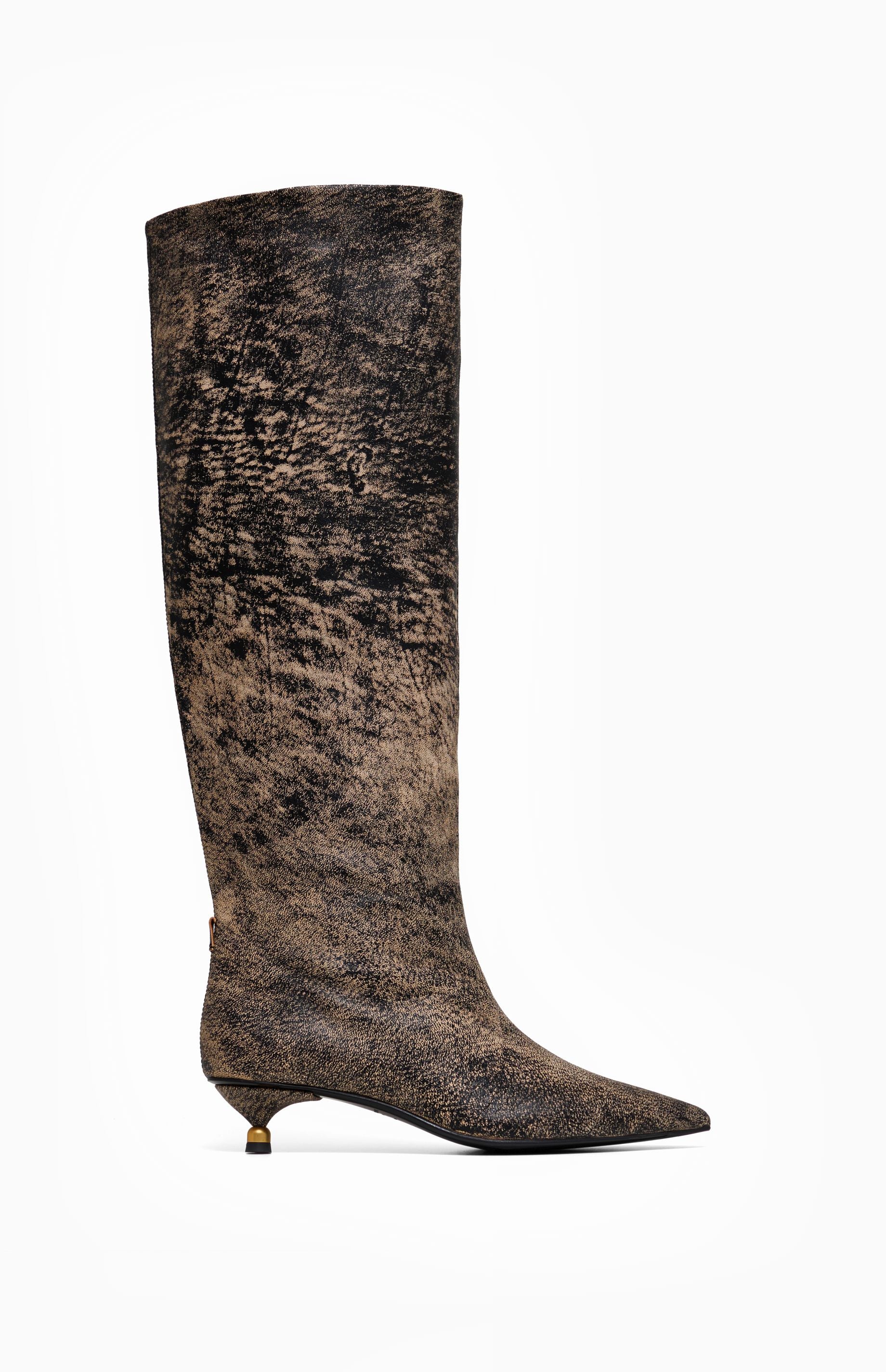 Skórzane kozaki damskie LISA FADING BLACK 42 - Vanda Novak