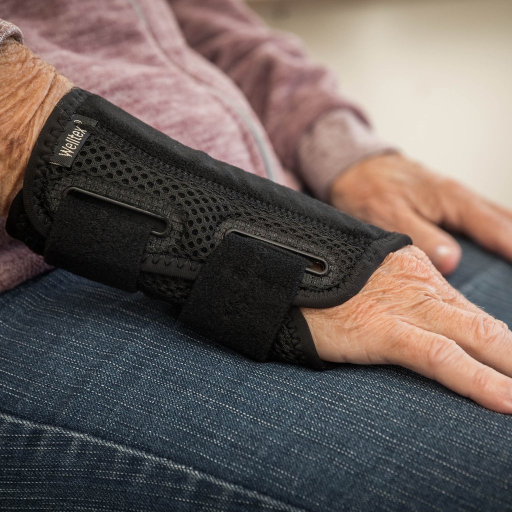 Back on Track Back on Track opaska na nadgarstek, usztywniana