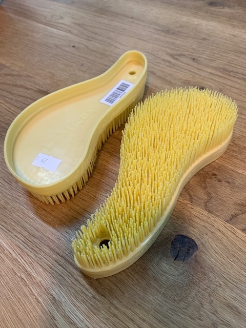 LeMieux LeMieux szczotka Wizard wiosna/lato 24h