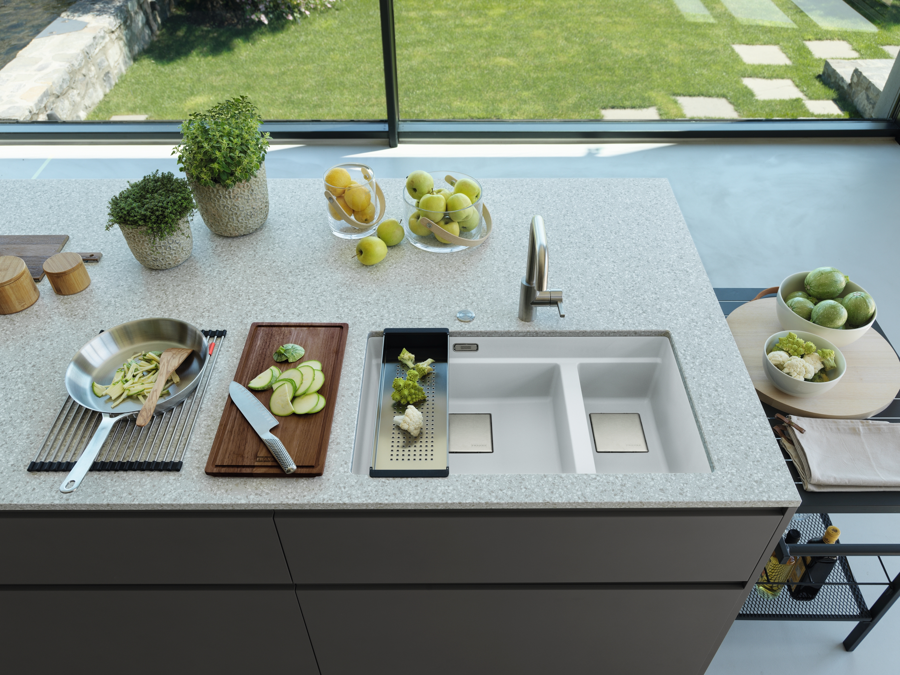 Franke Kanon KNG 120 zlewozmywak 76x46 cm Fragranite biały polarny 125.0528.638