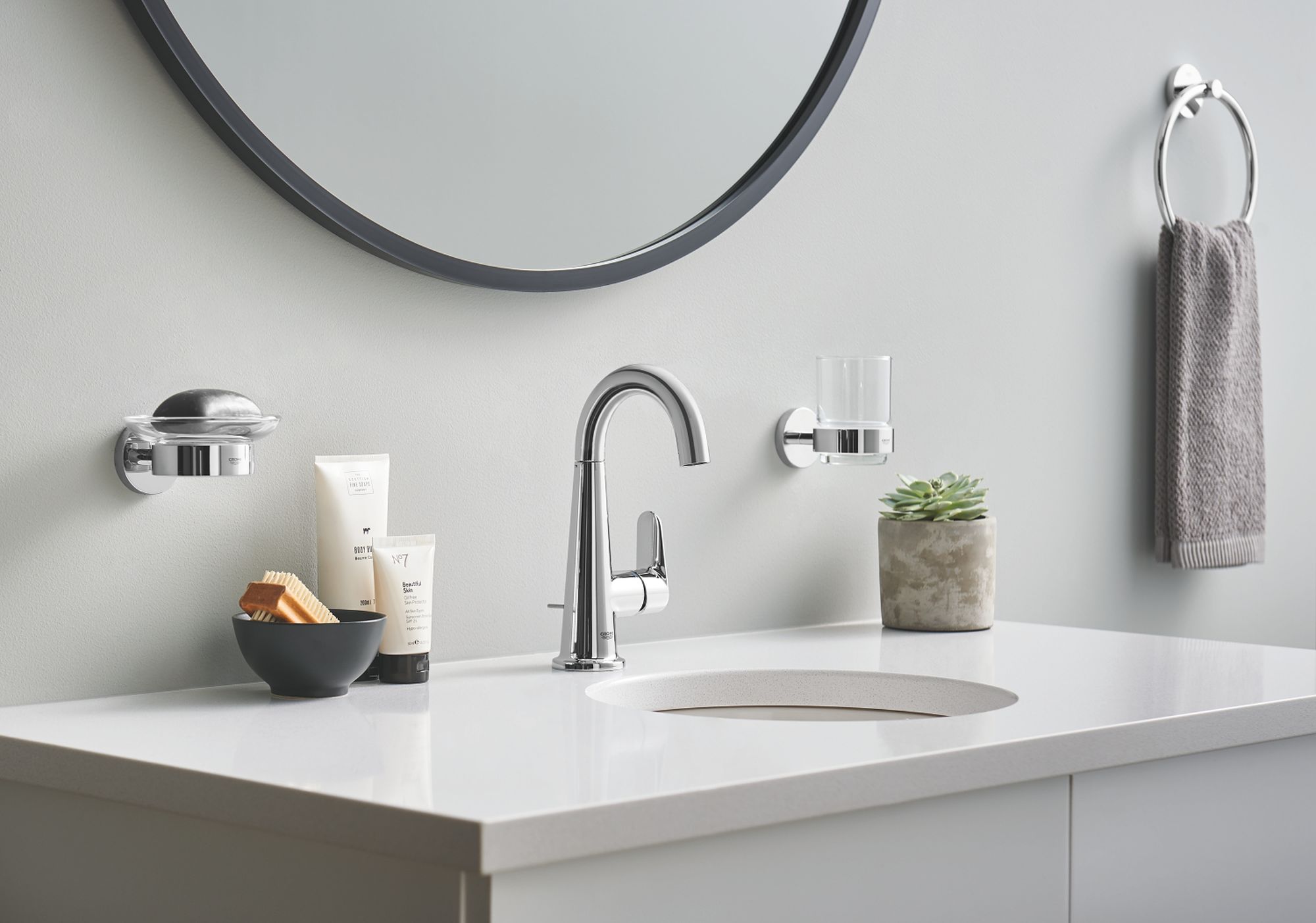 Grohe Essentials kubek do mycia zębów z uchwytem ściennym szkło/chrom 40447001 - Wysyłka w 24h