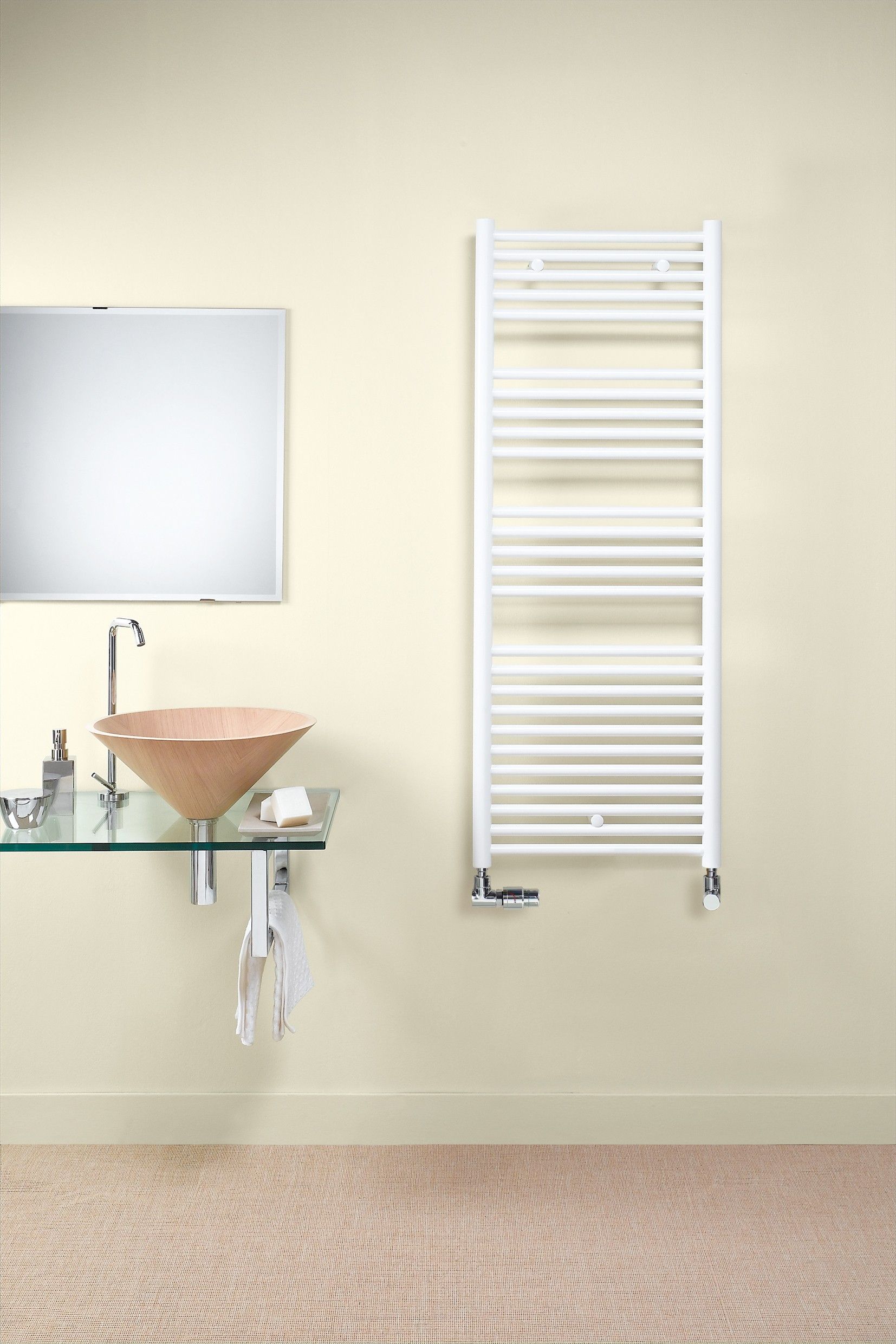 Zehnder Klaro grzejnik łazienkowy 146,6x50 cm biały ZSL-150-050