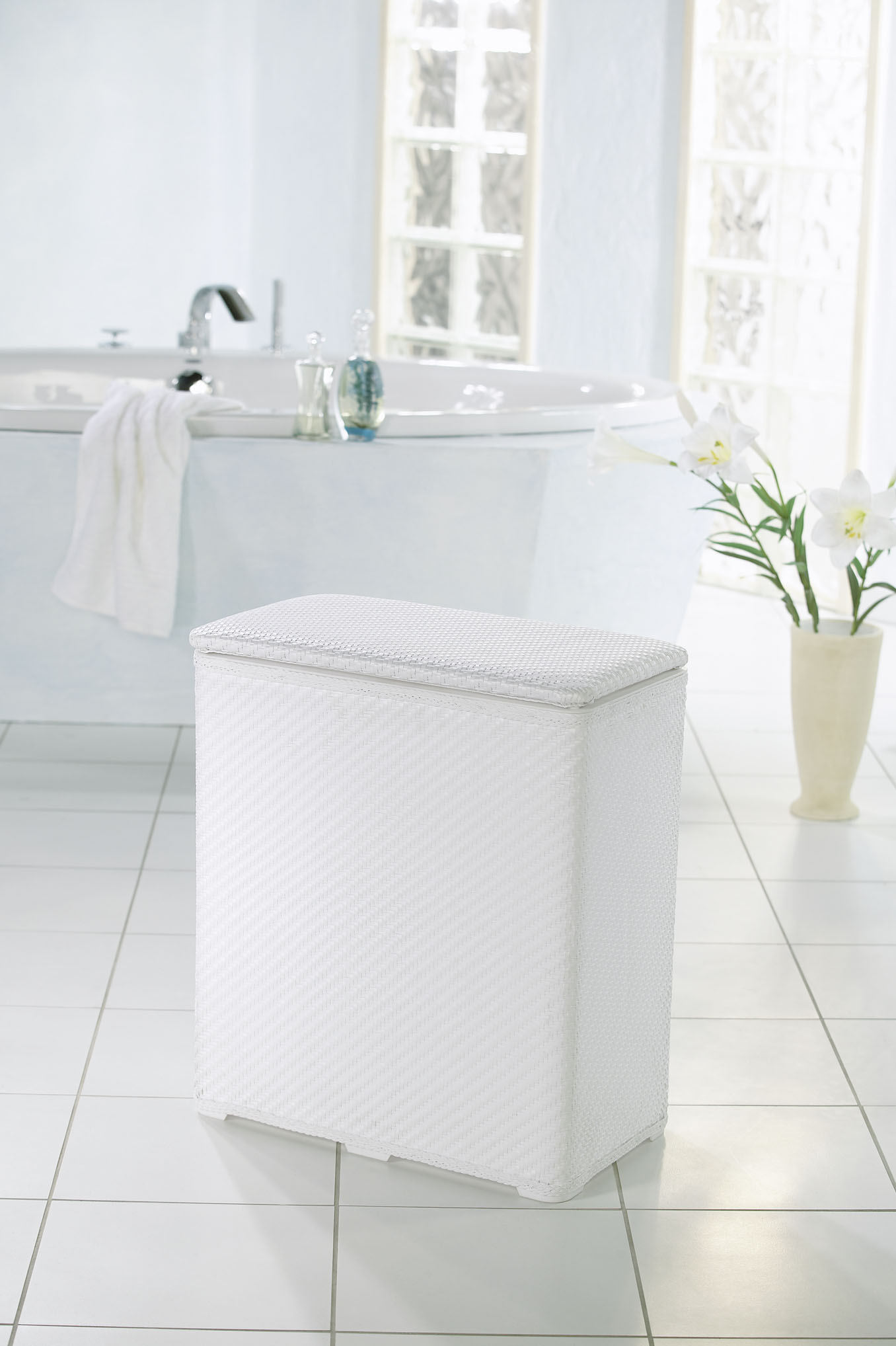 Kleine Wolke Wascheboy kosz na bieliznę i pranie 48x27x55 cm biały 5067100860 - Wysyłka w 24h