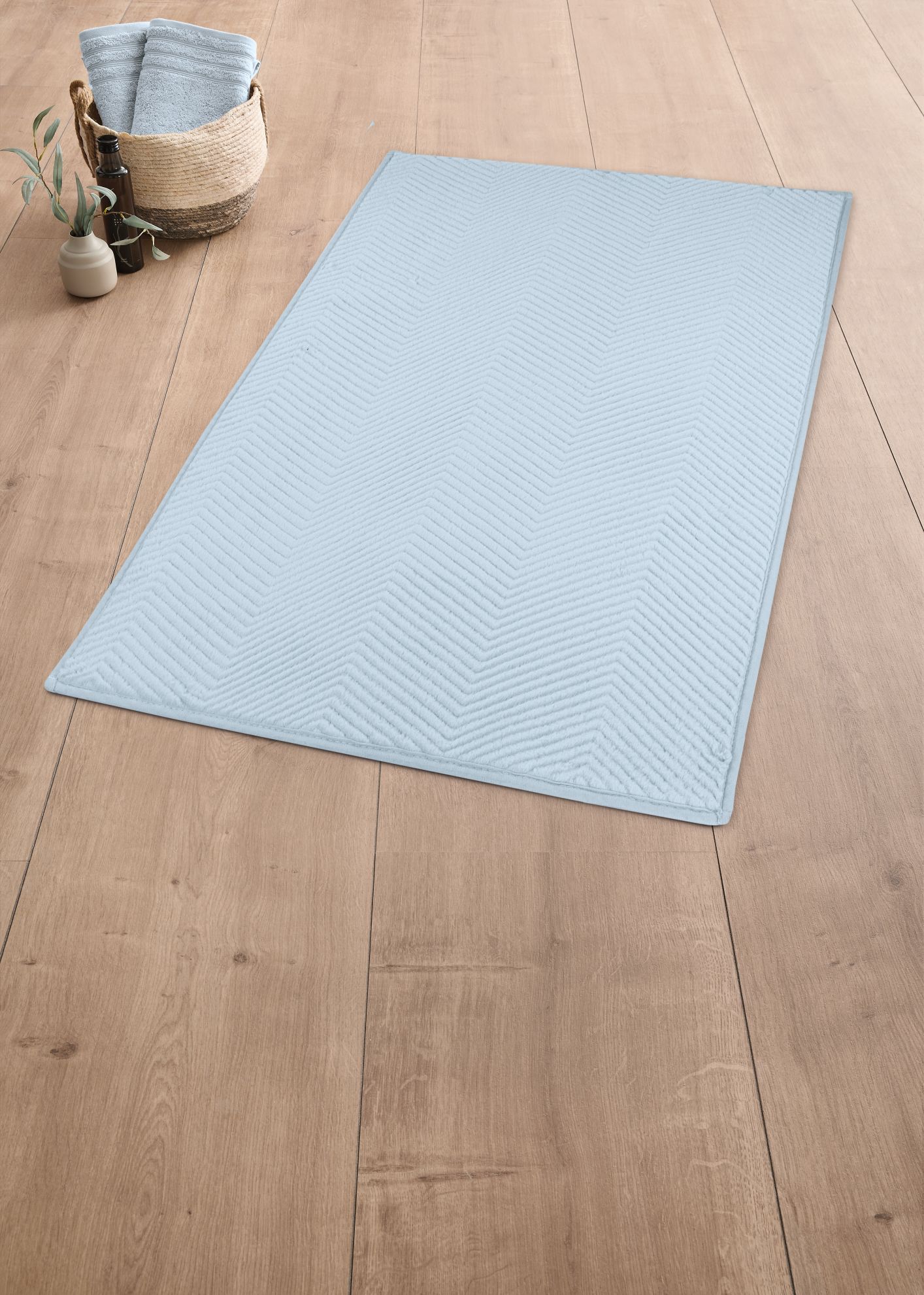 Kleine Wolke Zigzag dywanik łazienkowy 120x70 cm niebieski 9178738225