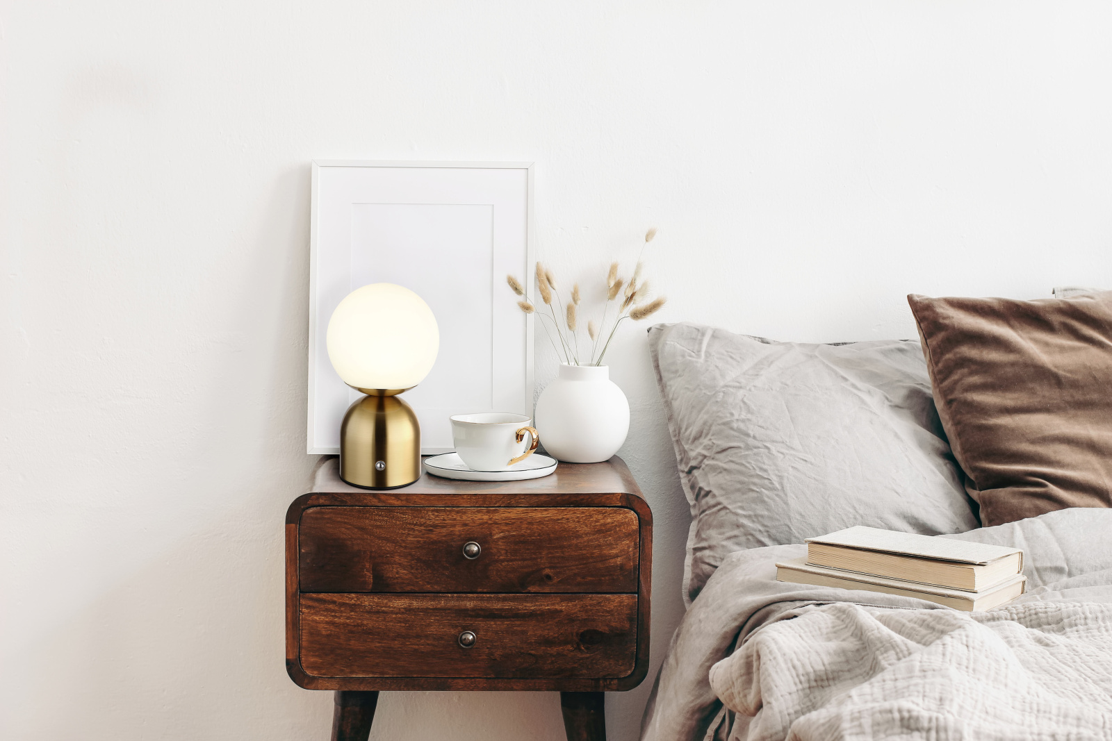 Globo Lighting Julsy lampa stołowa 1x2,5 W biała-mosiądz 21006M - Wysyłka w 24h