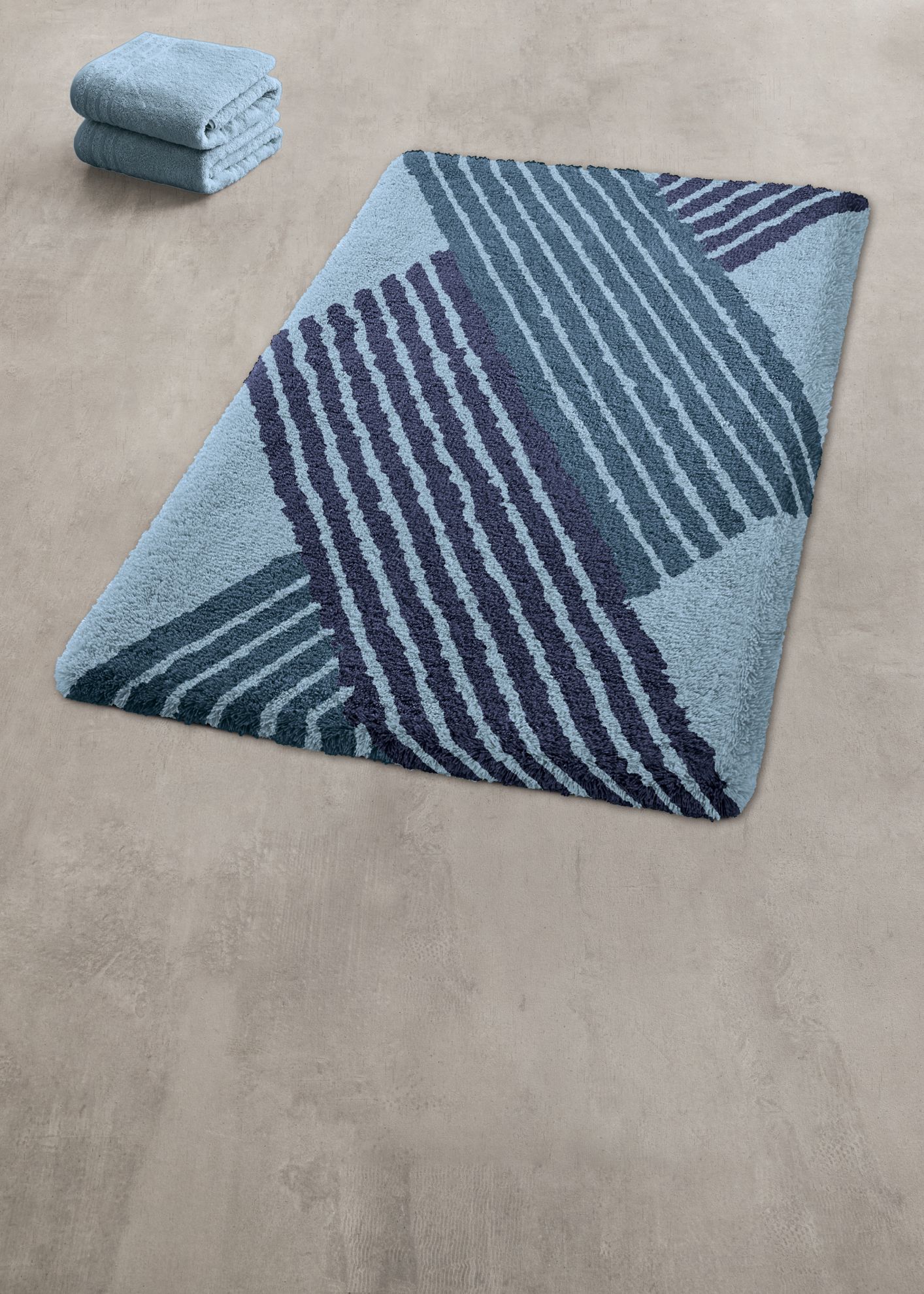 Kleine Wolke Cross dywanik łazienkowy 80x140 cm poliester niebieski 9181783657