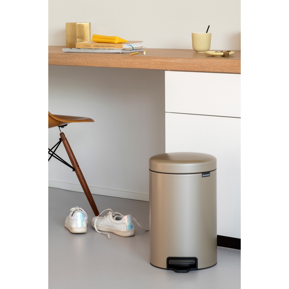 Brabantia NewIcon kosz na śmieci 12 l pedałowy złoty 304446