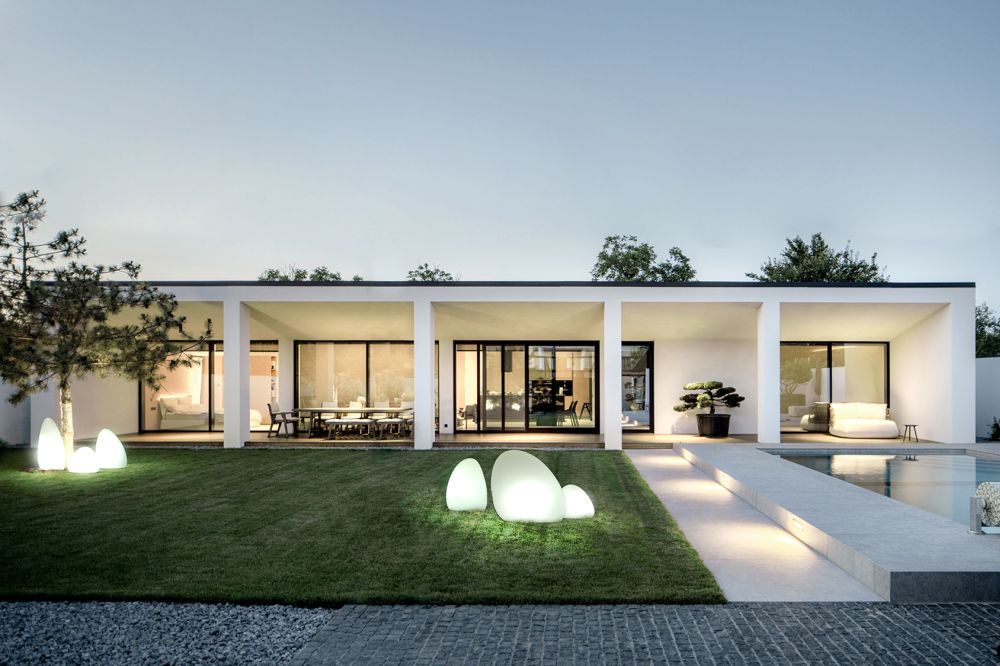 Nowodvorski Lighting Stone M lampa stojąca zewnętrzna 1x25W biała 10580