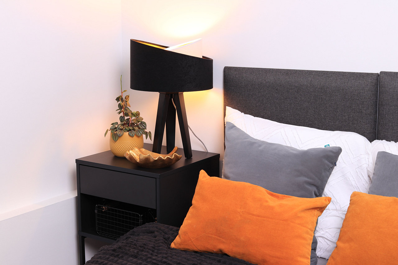 BPS Koncept Galaxy lampa stołowa 1x60 W biała-czarna-złota 060S-025CZ