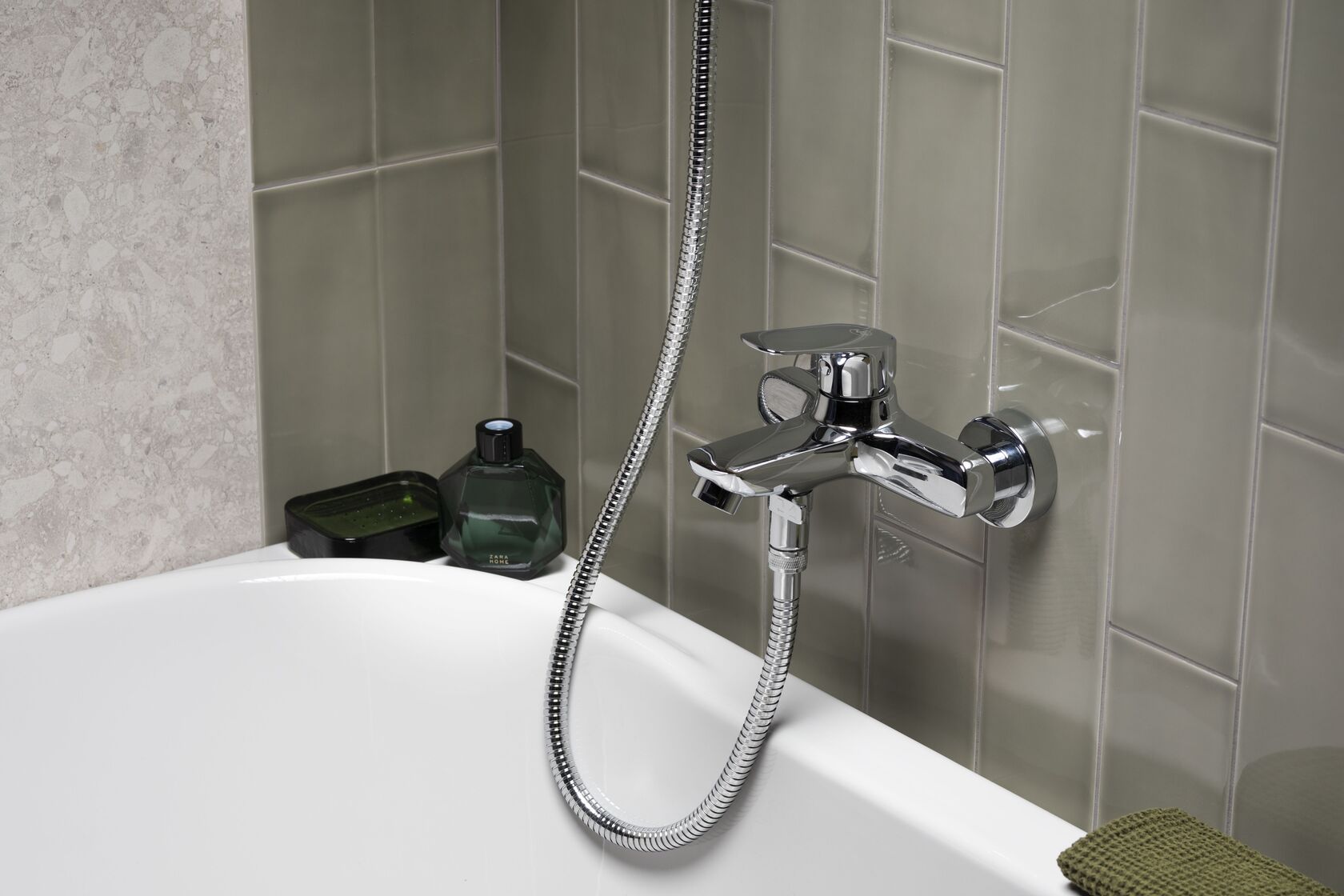 KFA Armatura Abasha bateria wannowo-prysznicowa ścienna chrom 5234-010-00