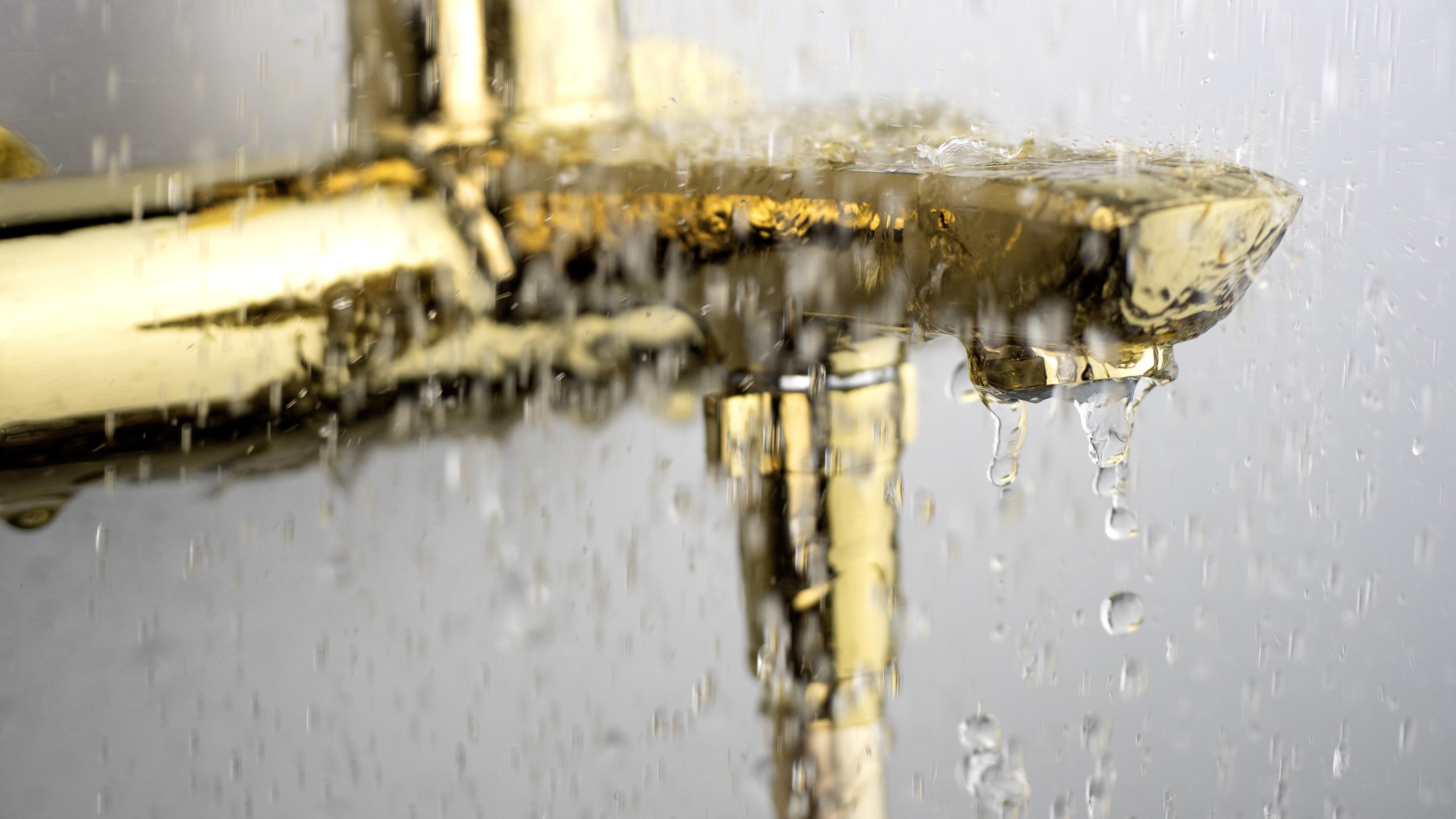 Deante Arnika bateria wannowo-prysznicowa ścienna złota BQA_Z10N