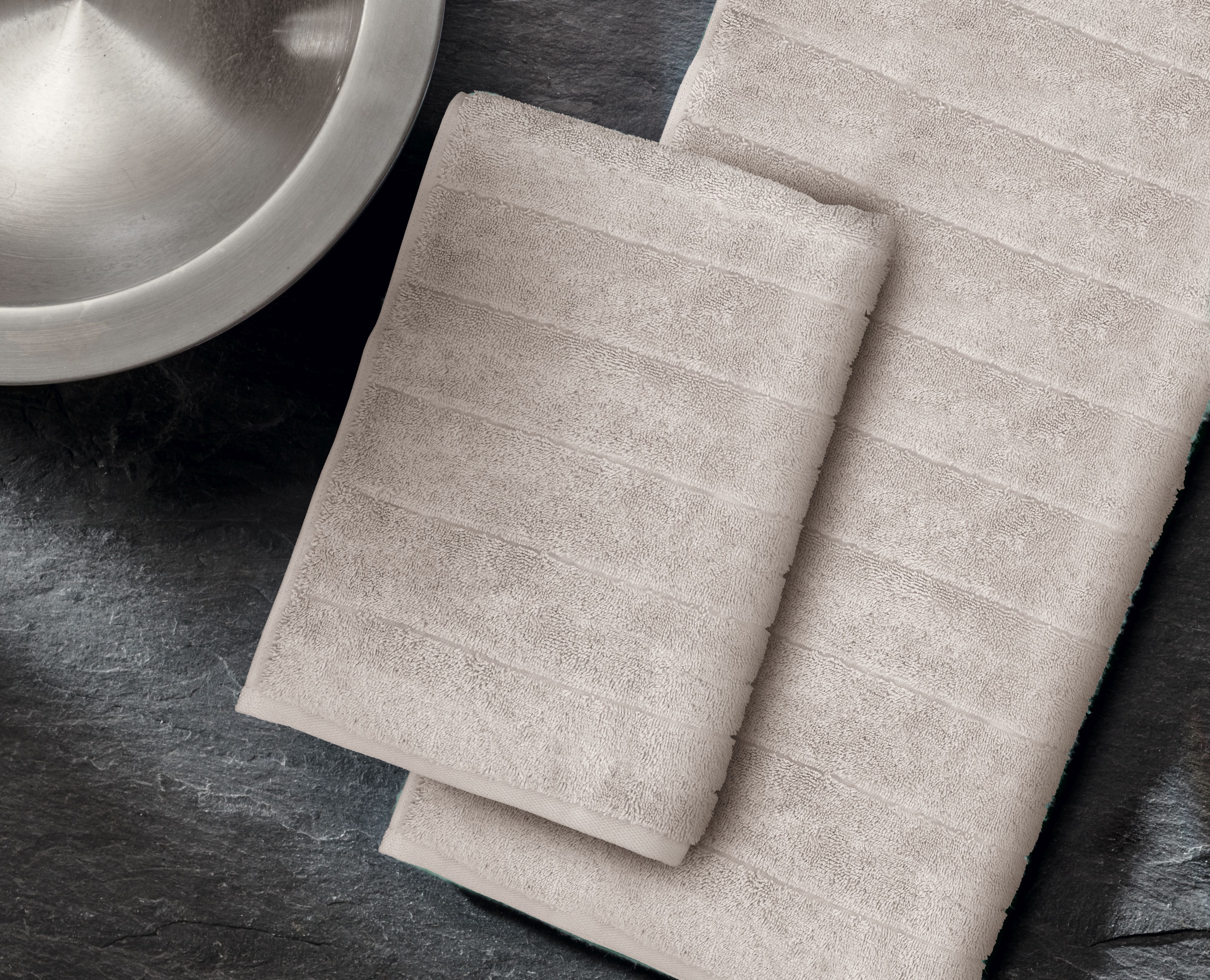 Kleine Wolke VIA ręcznik łazienkowy 70x140 cm beżowy 3033158226