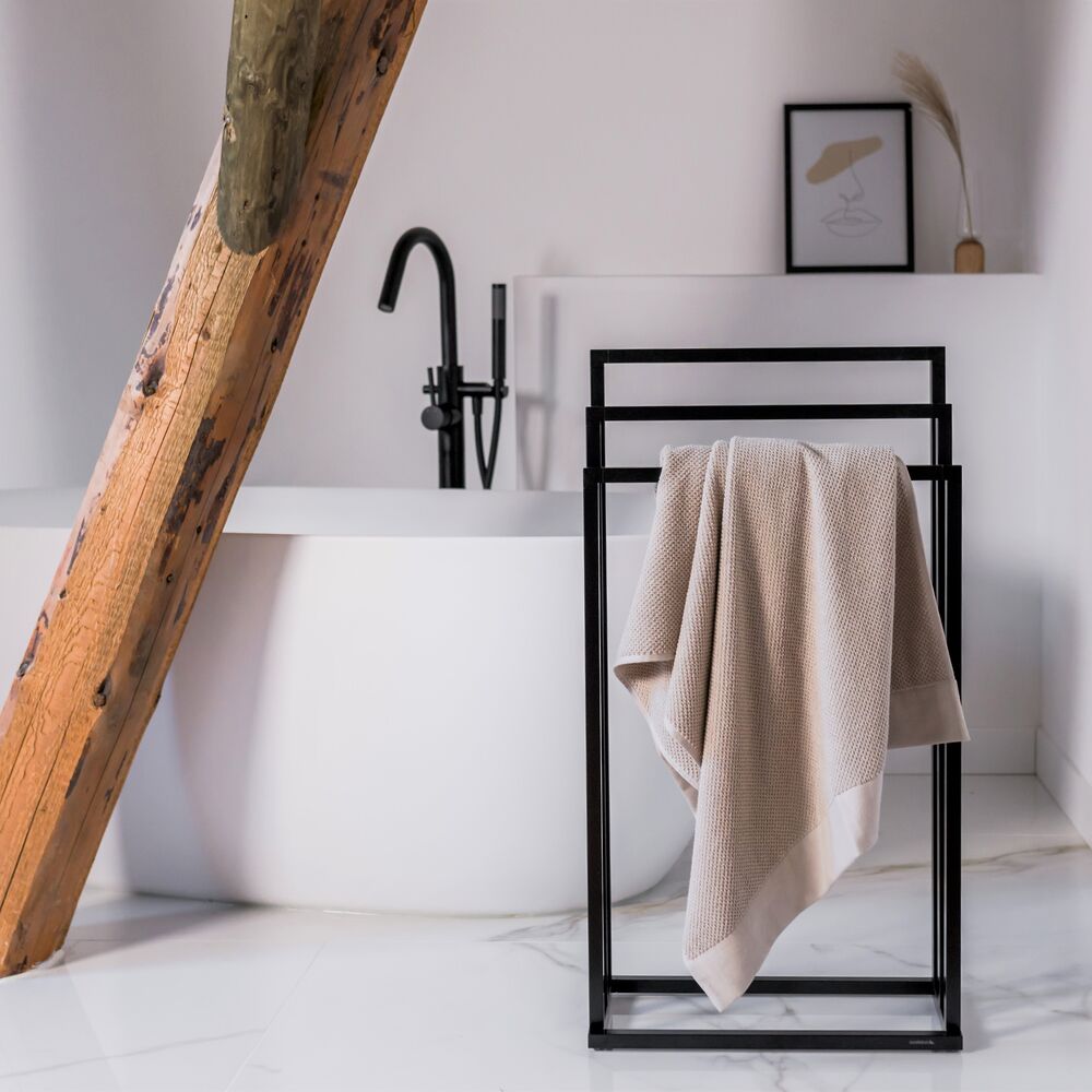 Sealskin Tube wieszak na ręczniki stojący czarny 800198