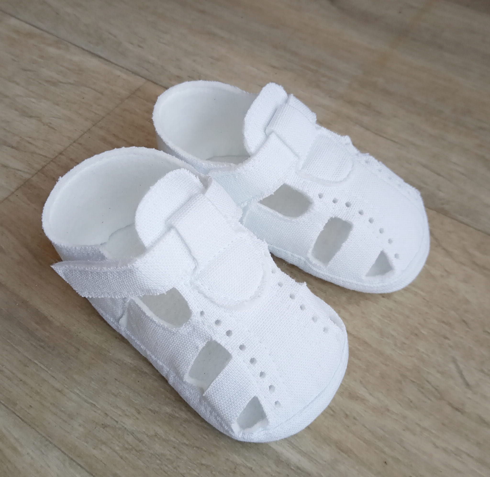 Buciki chłopięce do chrztu sandały lniane