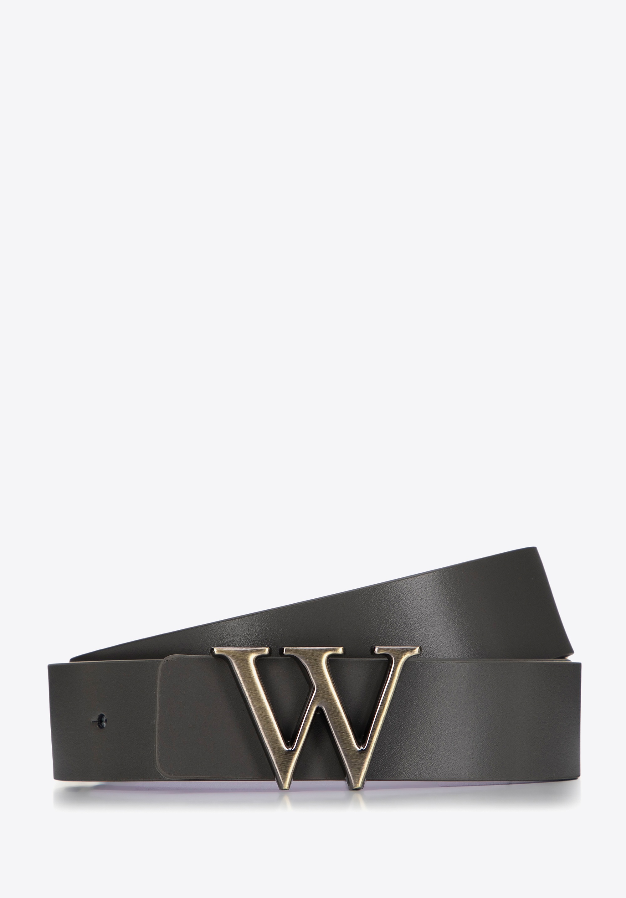 Pasek skórzany z klamrą w kształcie litery "W"