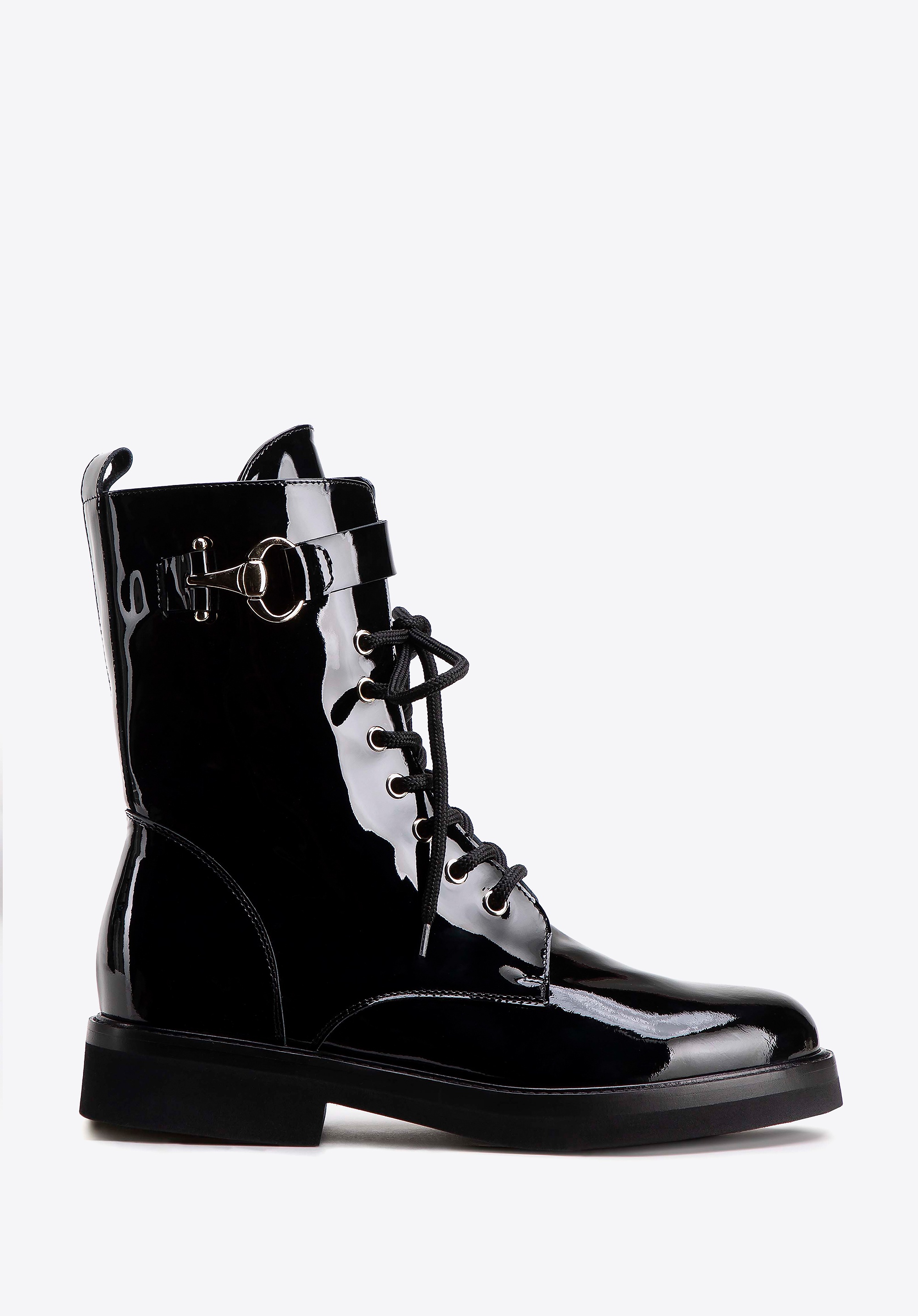 Damskie botki ze skóry lakierowanej czarne