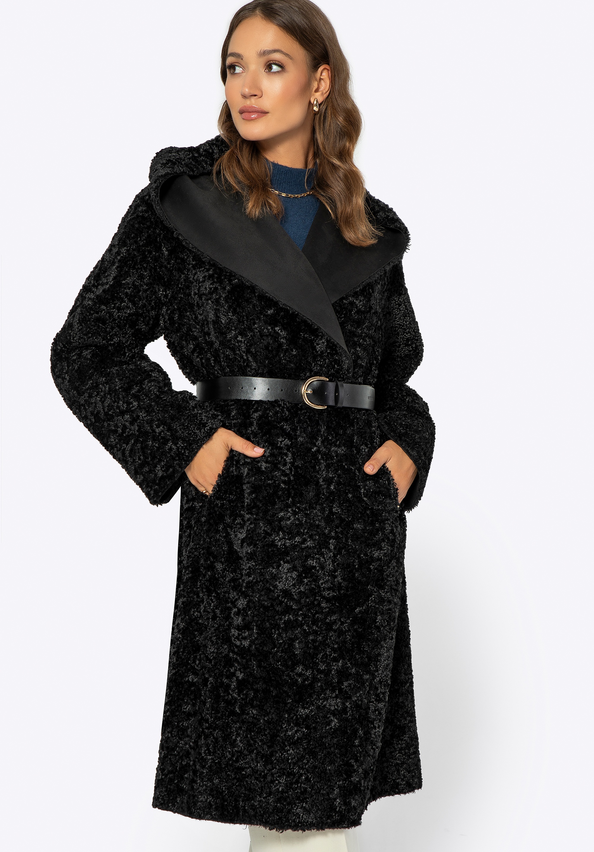 Damski płaszcz z kapturem dwurzędowy czarny