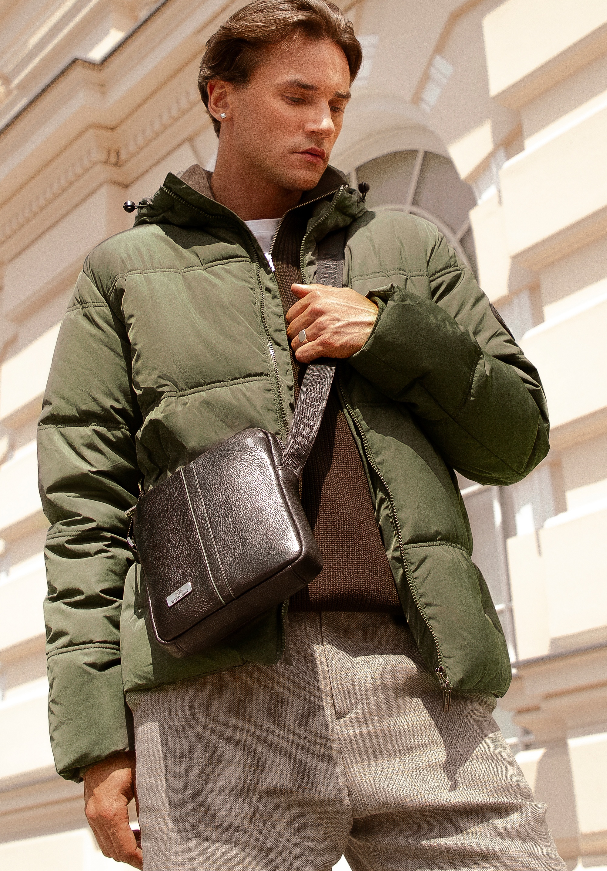 Męska kurtka pikowana z monogramem ciemny zielony