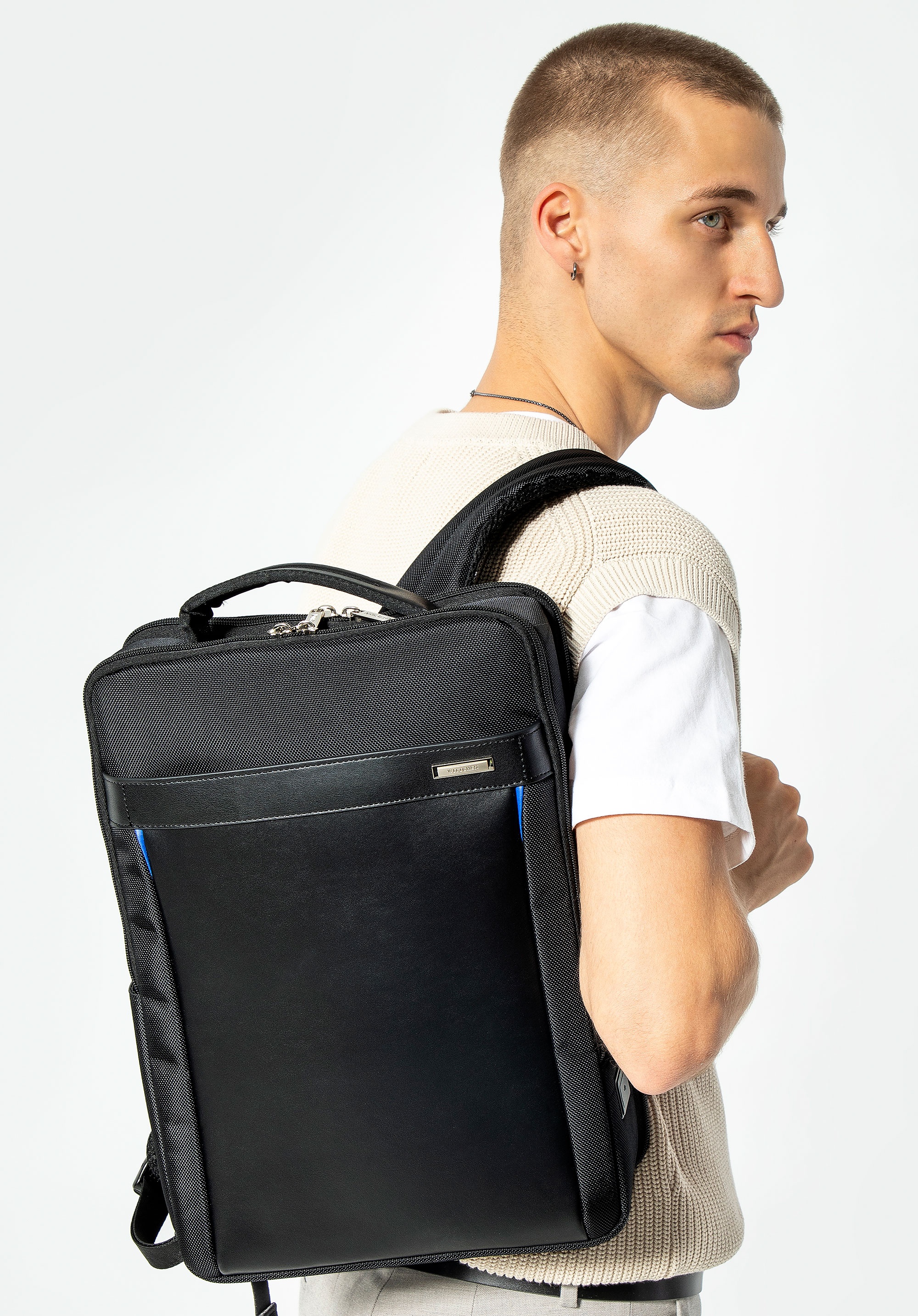 Plecak wielofunkcyjny do samolotu czarny