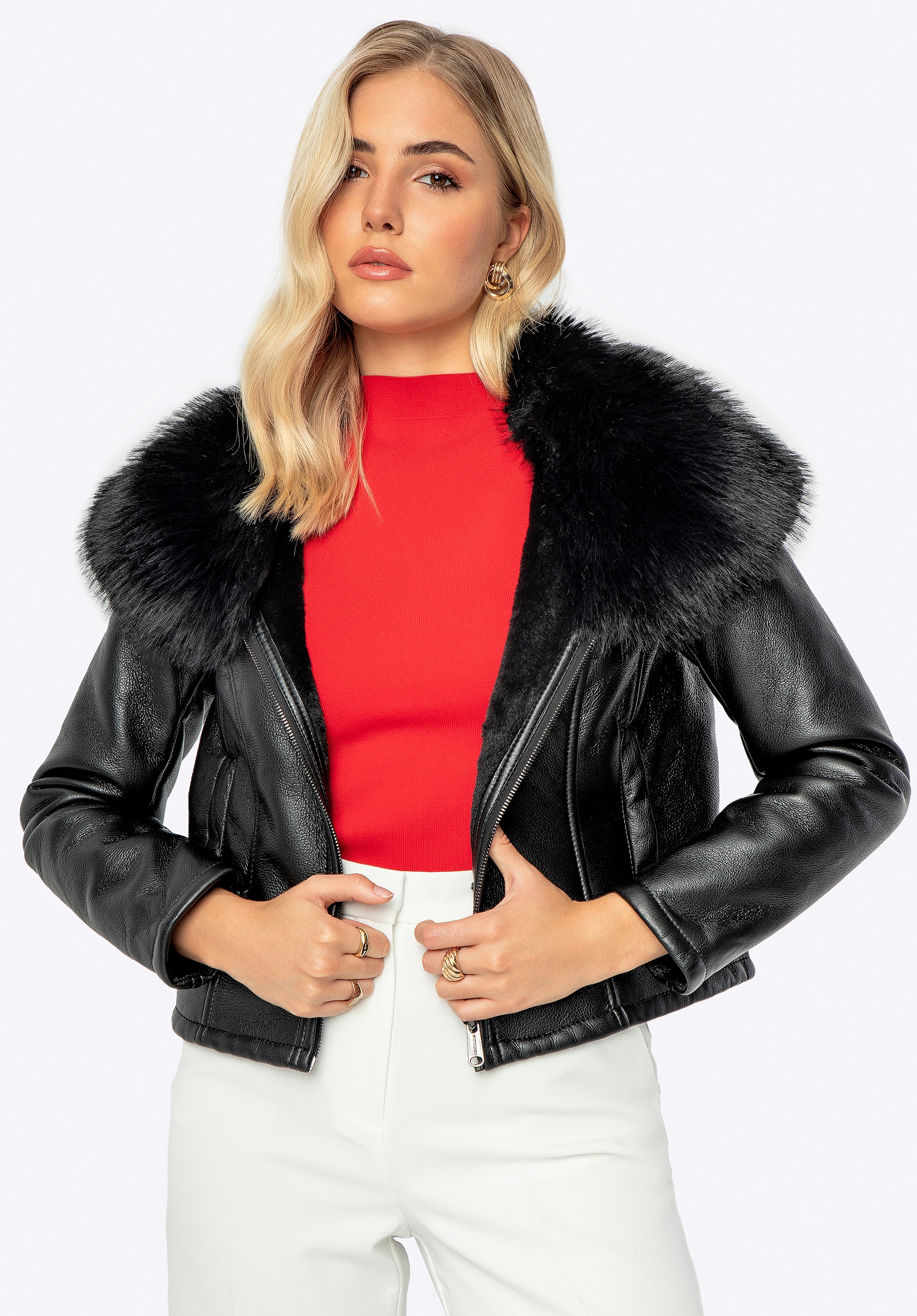 Damska kurtka z ekoskóry krótka czarna