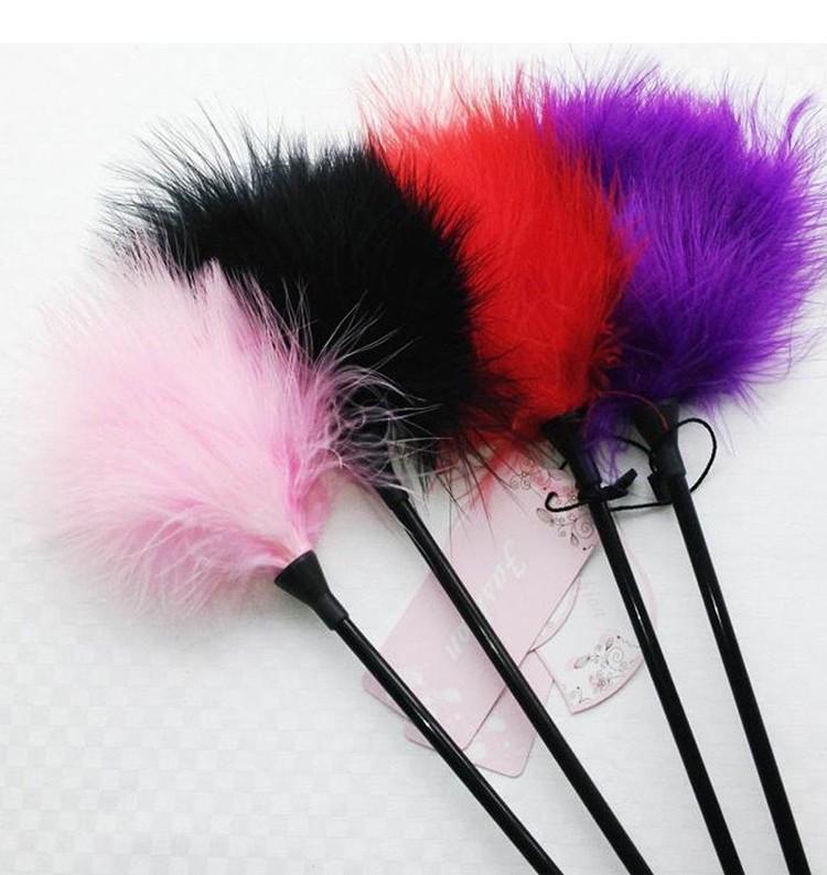 Piórko do gry wstępnej ZNIEWOLONY FLIRT