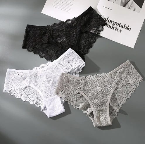 Zestaw 3 sztuk koronkowych majtek Flower