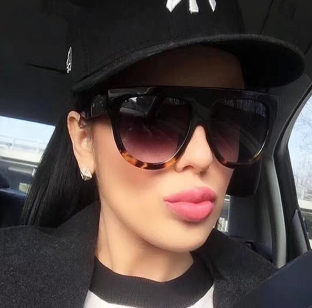 Okulary przeciwsłoneczne w panterkę półokrągłe O001