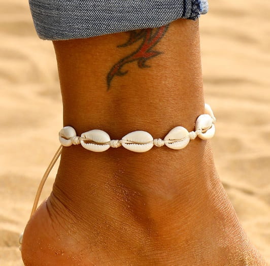 Bransoletka na nogę z muszelek 013