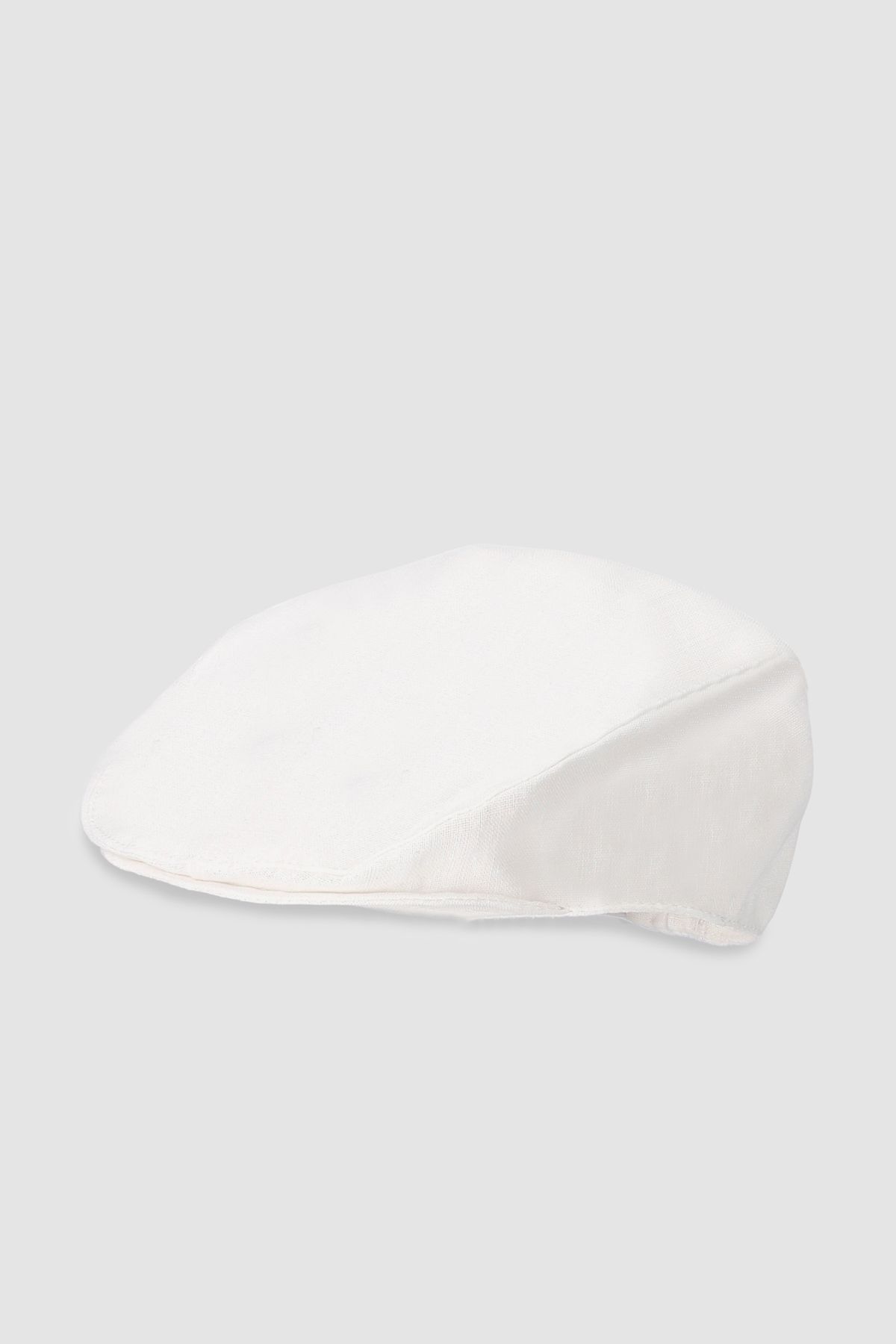 Kaszkiet dla chłopca biały