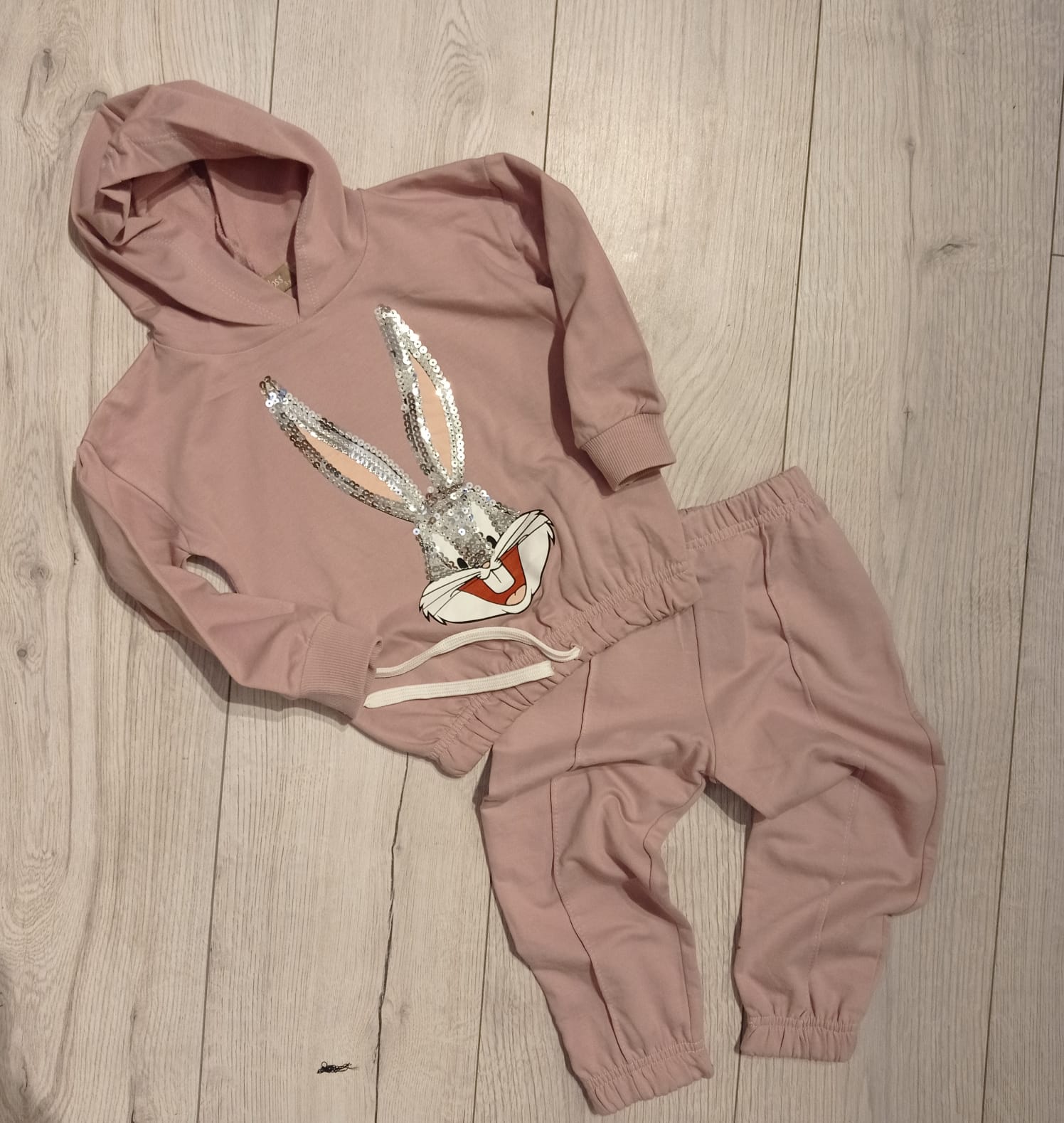 Komplet dla dziewczynki Królik Bugs