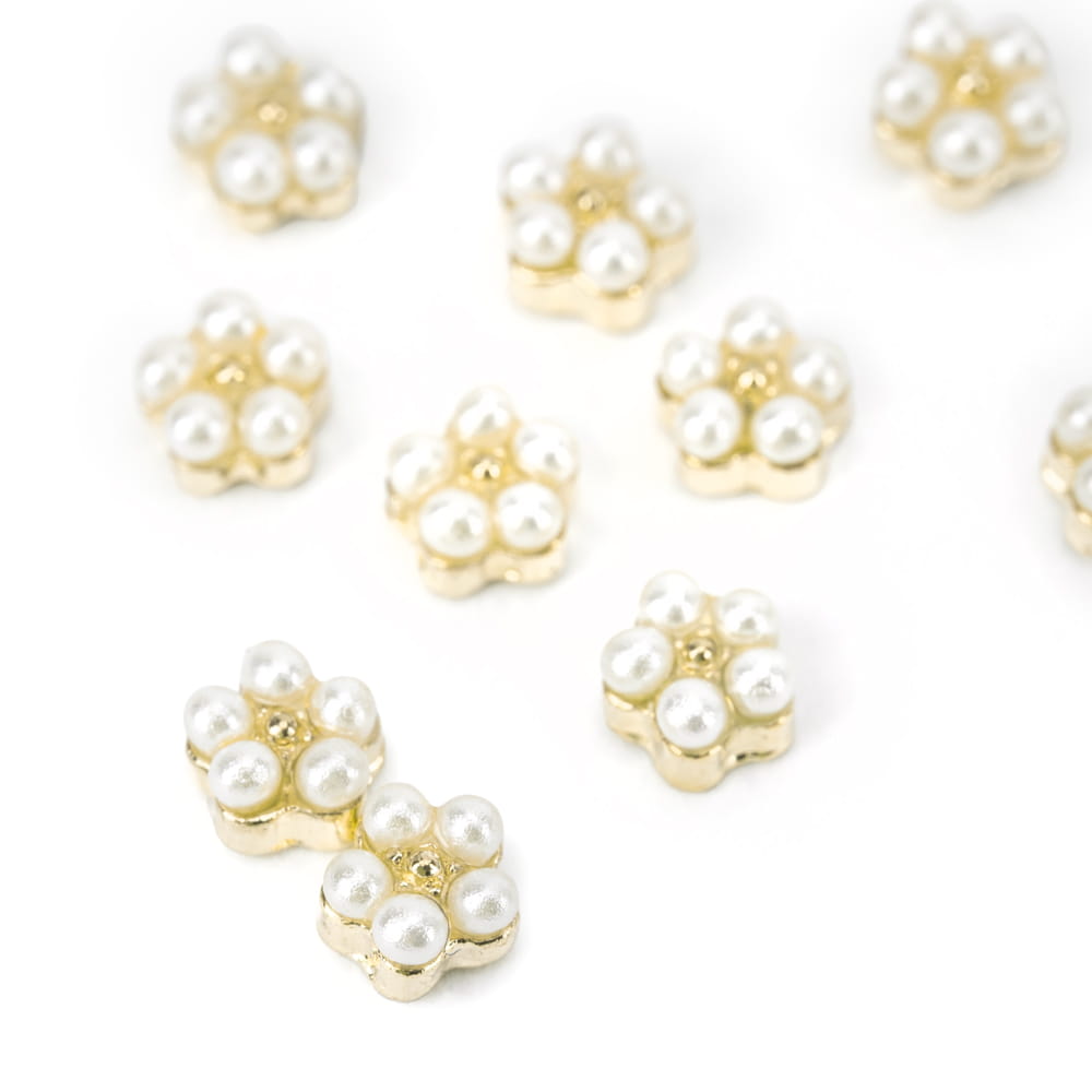 Ozdoby do paznokci kwiatki perłowe 3D Molly Nails Nr 3 10 szt