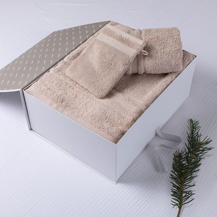 zestaw ręczników LOLA lin 2xprysznicowy+ 2xmini+pudełko prezentowe