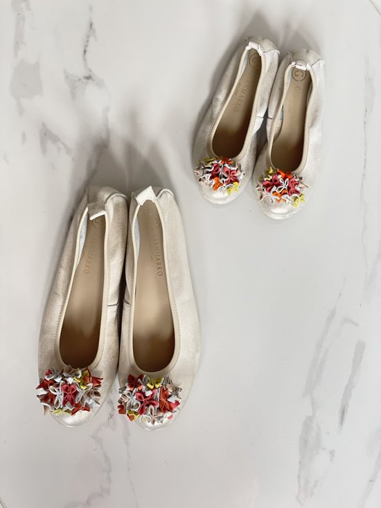 Baleriny 929/41 złoto