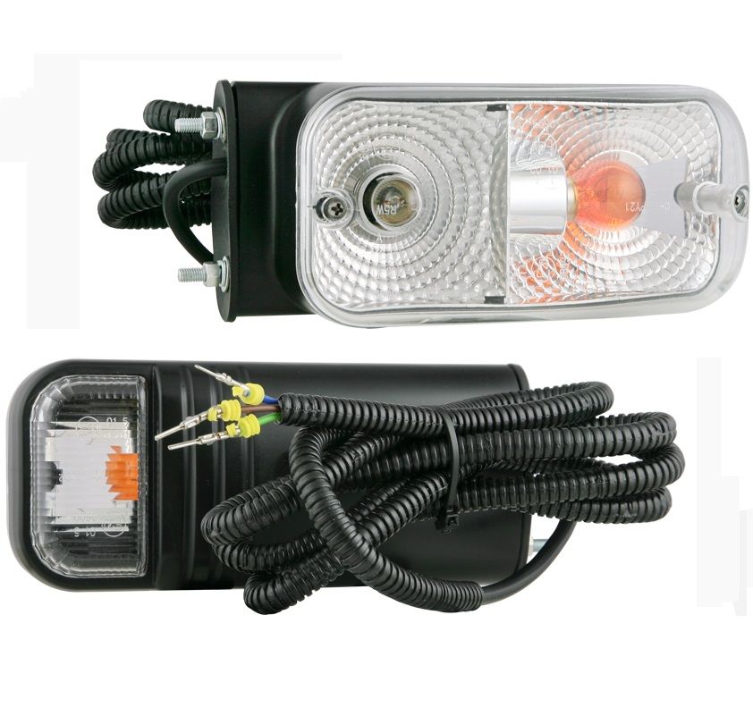 Lampa przednia lewa z kierunkowskazem i bocznym mocowaniem złącze AMP SuperSeal LA5.39812 Wesem