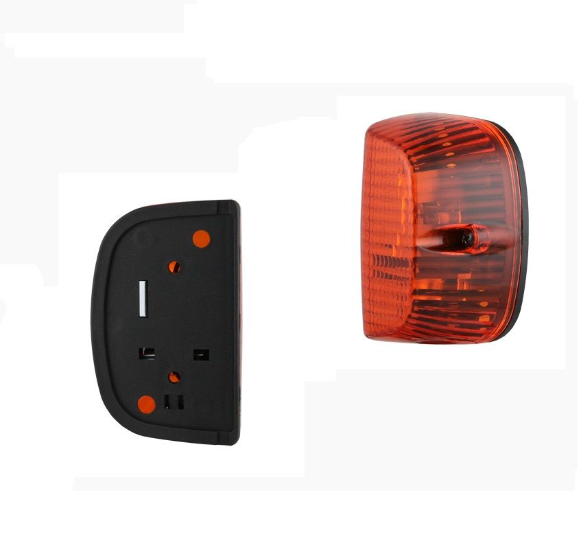 Kierunkowskaz przednio-boczny 104x64 z żarówką 24V LK1.24002 Wesem