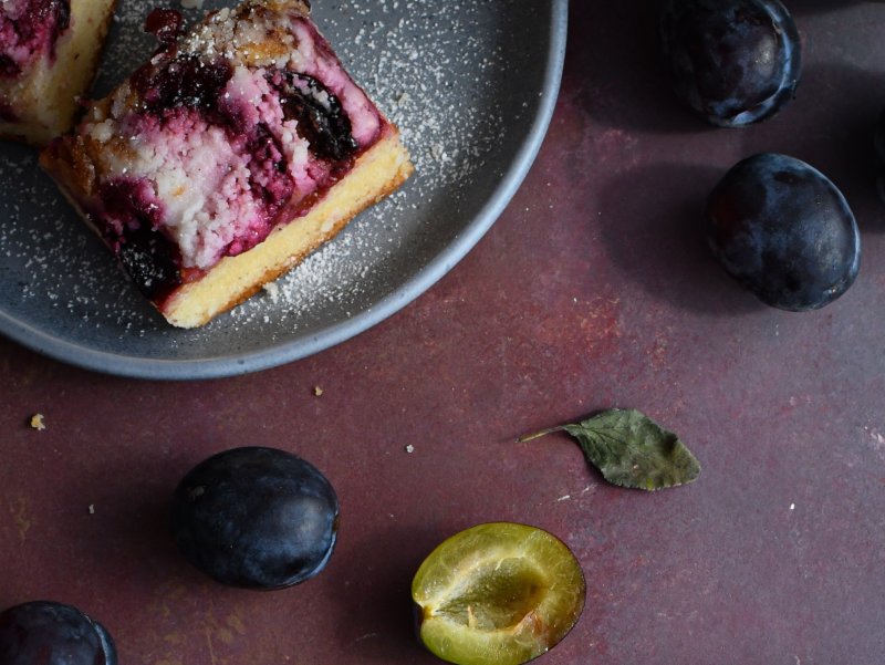 BEZGLUTENOWY Placek Owocowy ze Śliwką 260 g - Piekarnie Cukiernie Putka