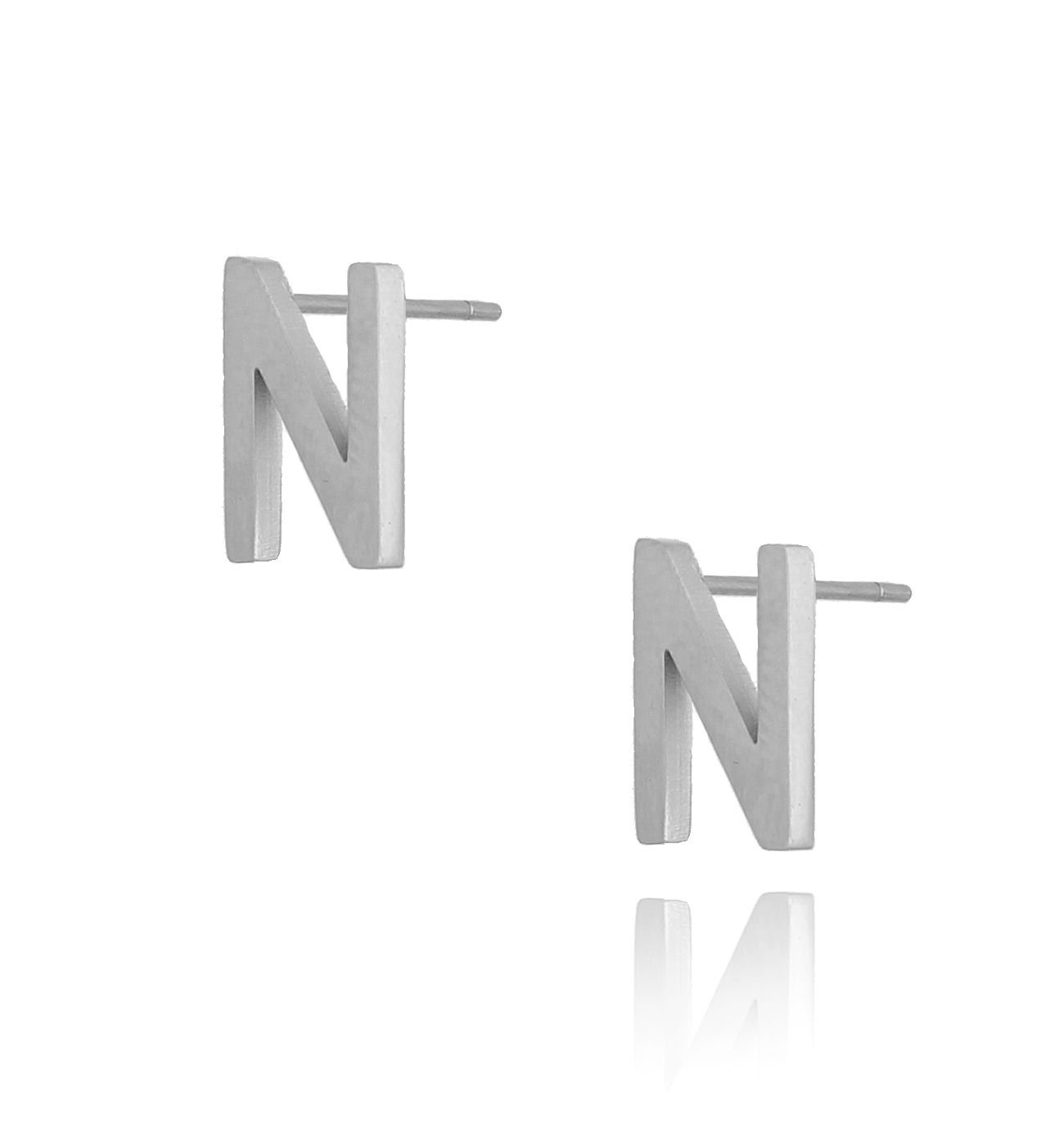 Kolczyki wkrętki srebrne z literką N KAT0054