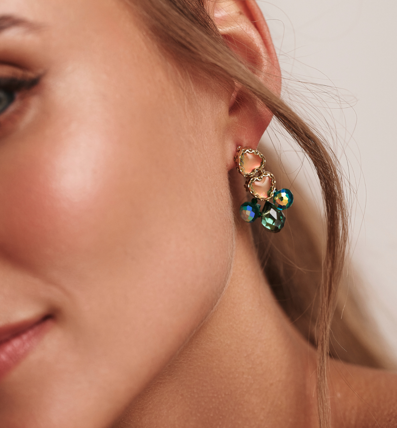 Kolczyki zielone z kryształami KGA0034 - By Dziubeka