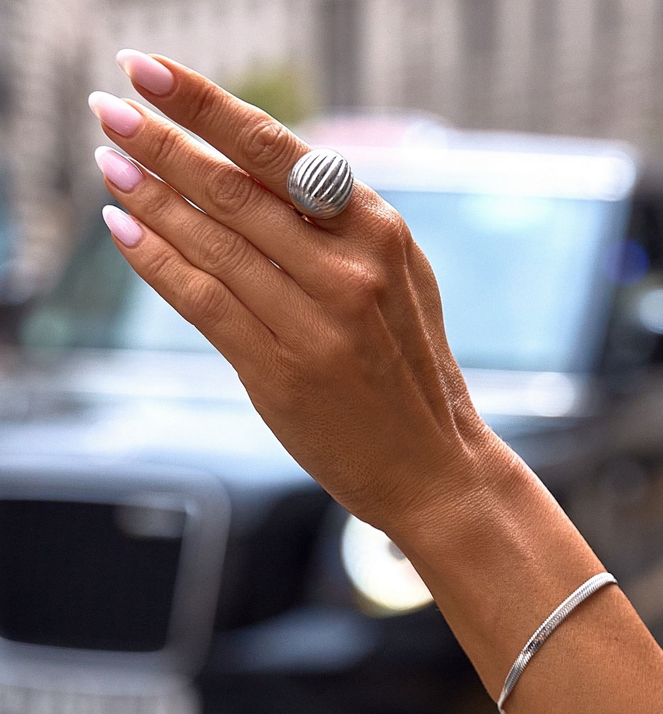 Pierścionek karbowany srebrny Metropolitan Glamour - By Dziubeka