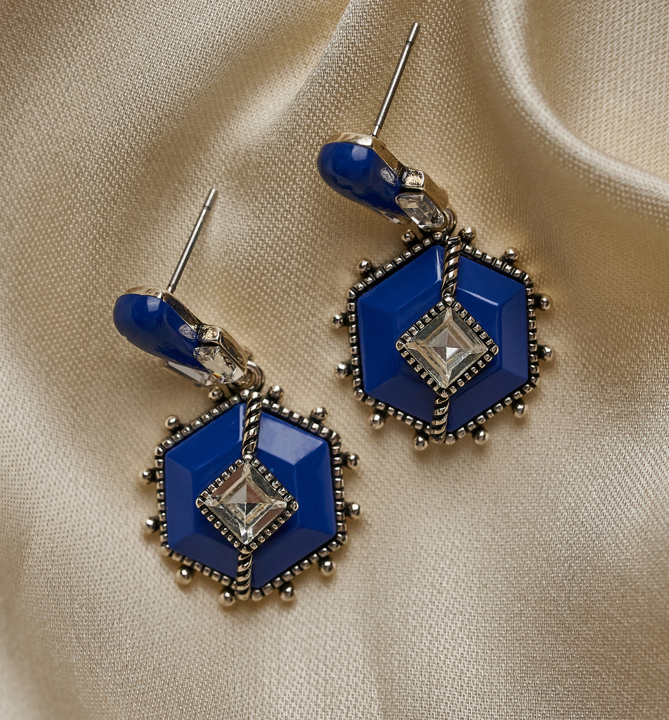 Kolczyki granatowe Manifest KPO0014 - By Dziubeka