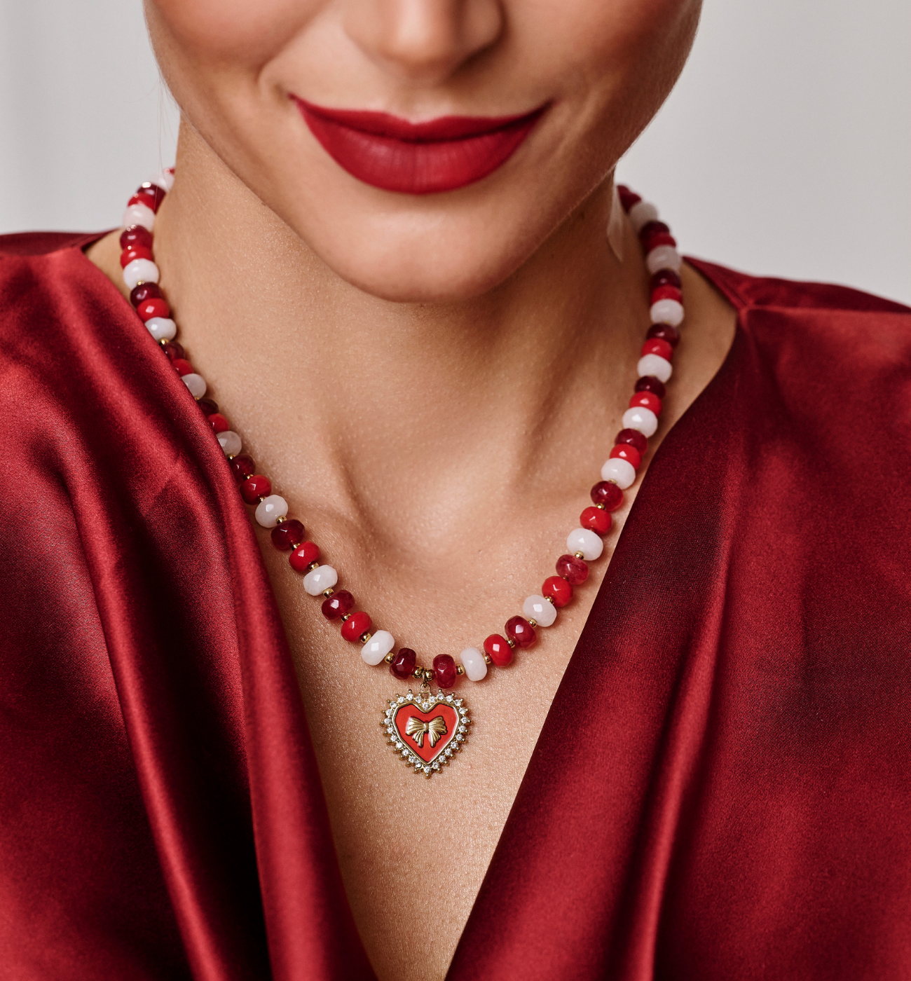 Naszyjnik czerwony z sercem i kokardką - By Dziubeka